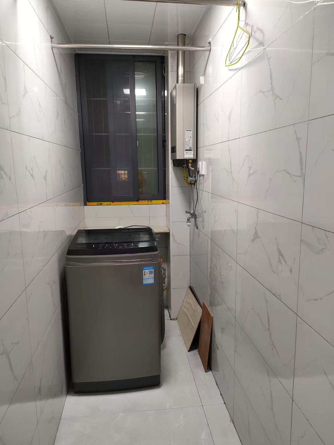 双江安置小区 2室1厅1卫 1300.0元/月 双江安置小区 2室1厅1卫 1300.0元/月室内图