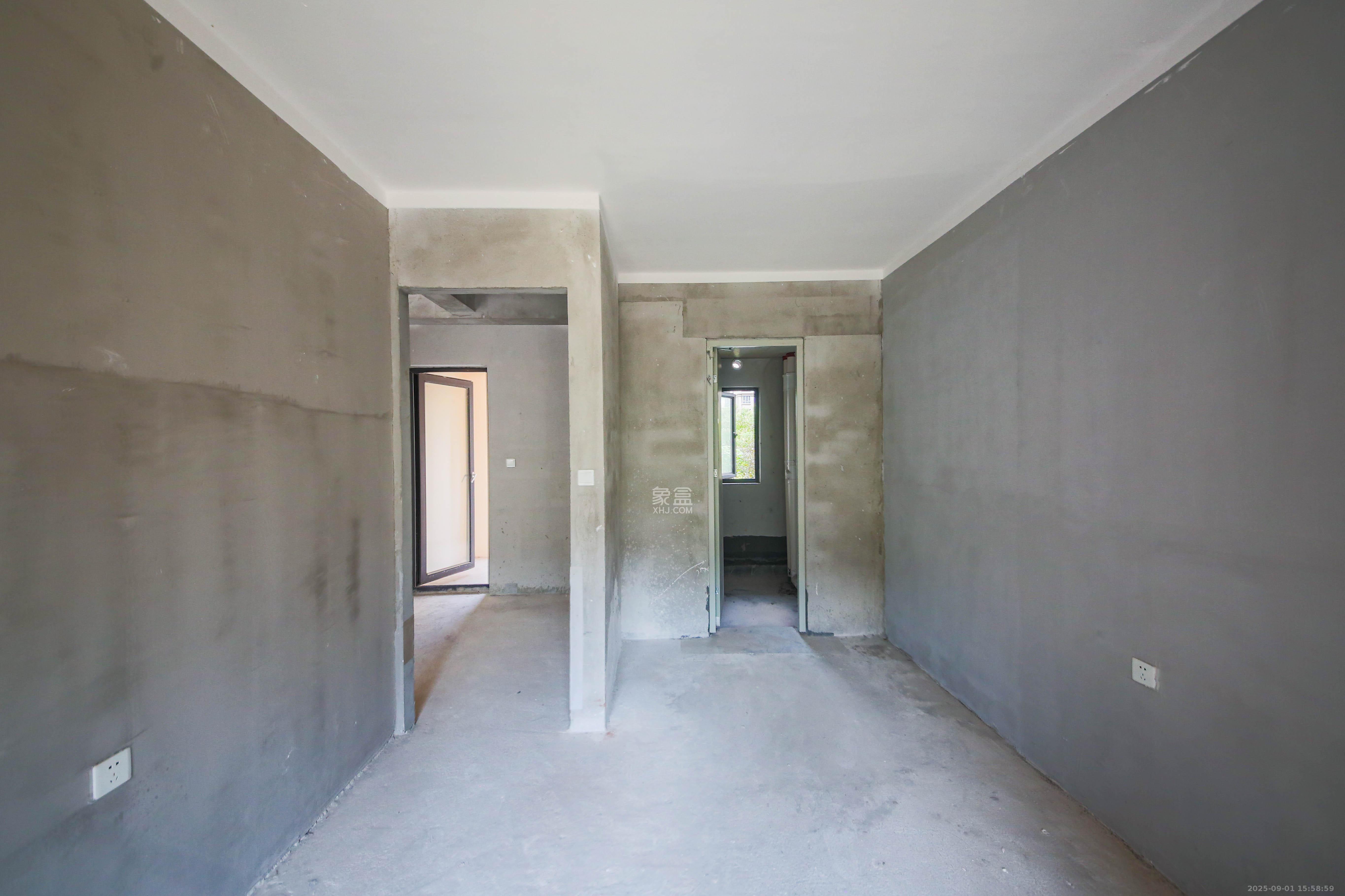 中建钰和城  3室2厅1卫    136.8万 中建钰和城  3室2厅1卫    136.8万卧室