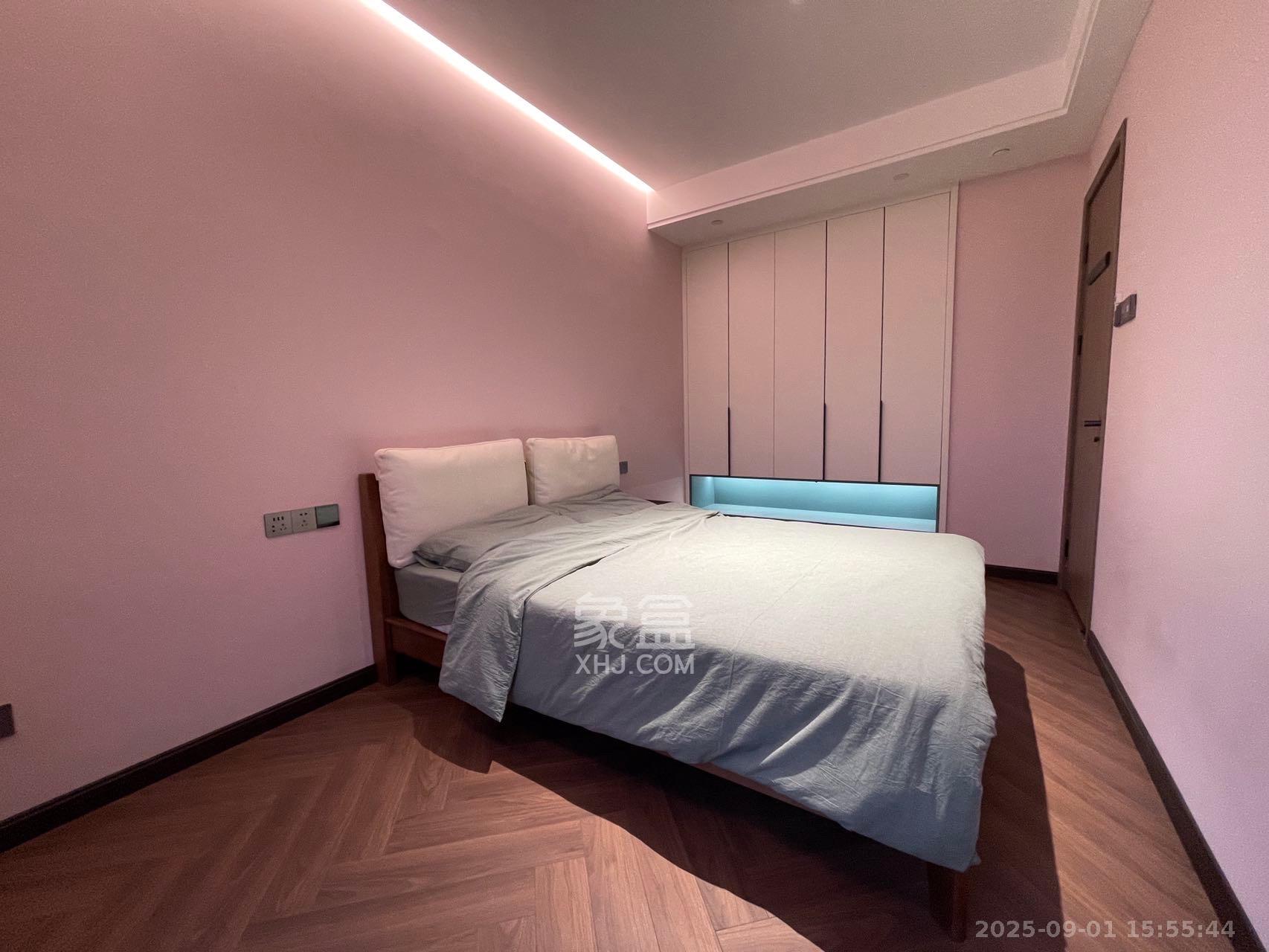 卓越浅水湾 4室2厅3卫 20000.0元/月 卓越浅水湾 4室2厅3卫 20000.0元/月室内图