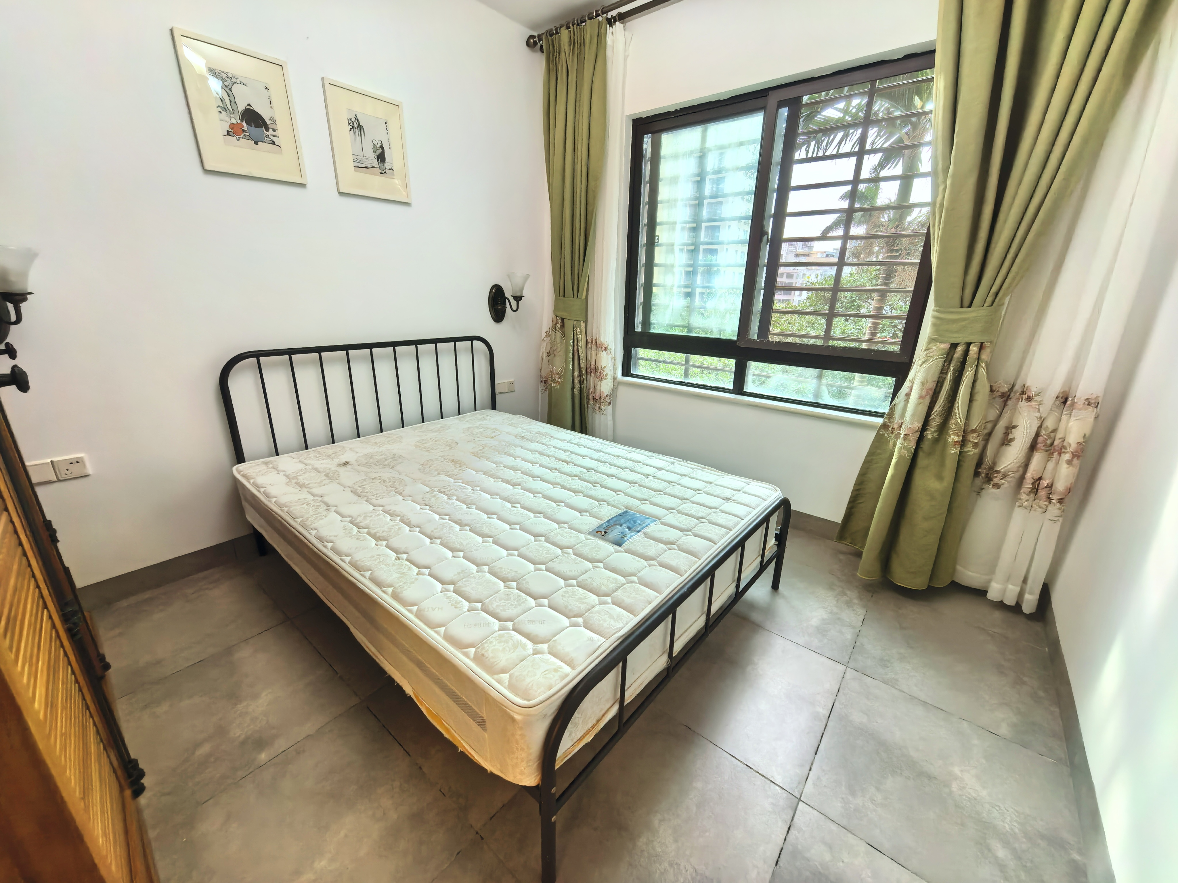 江畔人家 3室2厅2卫 3200.0元/月 江畔人家 3室2厅2卫 3200.0元/月室内图