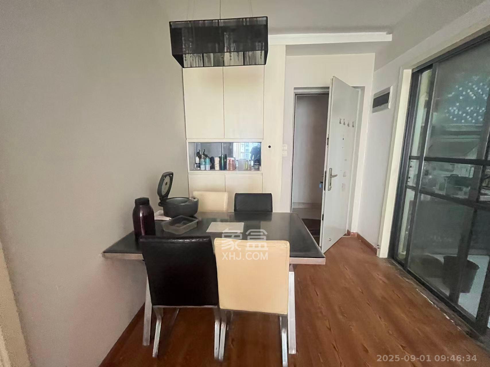 怡海星城 2室2厅1卫 1600.0元/月 怡海星城 2室2厅1卫 1600.0元/月室内图