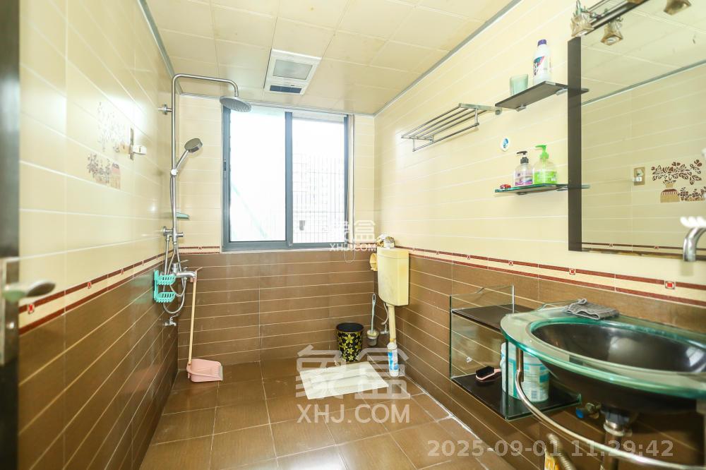 恒基凯旋门一二期 3室2厅2卫 2800.0元/月 恒基凯旋门一二期 3室2厅2卫 2800.0元/月室内图