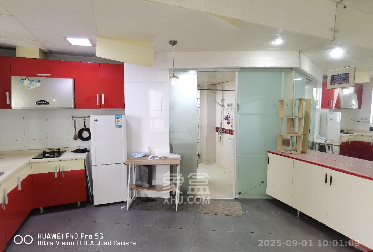 欧园  1室1厅1卫   1400.00元/月室内图