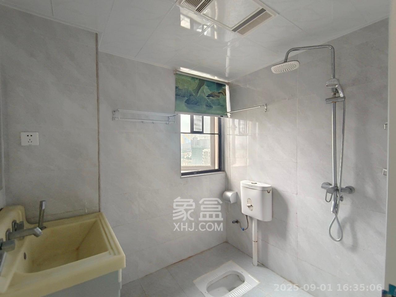 建发中央悦府  4室2厅2卫    4000.0元/月室内图