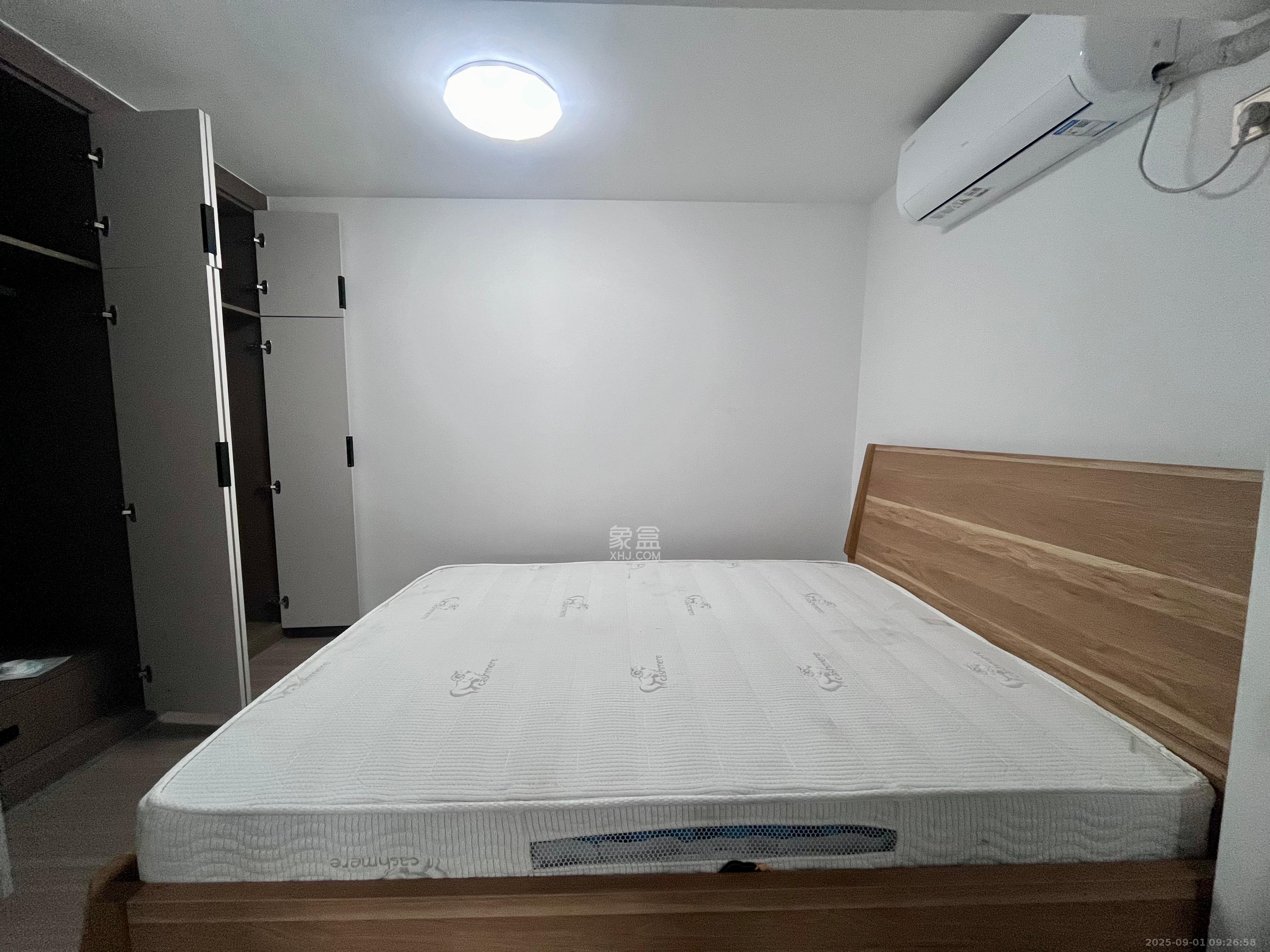 君悦新天地  2室1厅1卫   2300.00元/月室内图