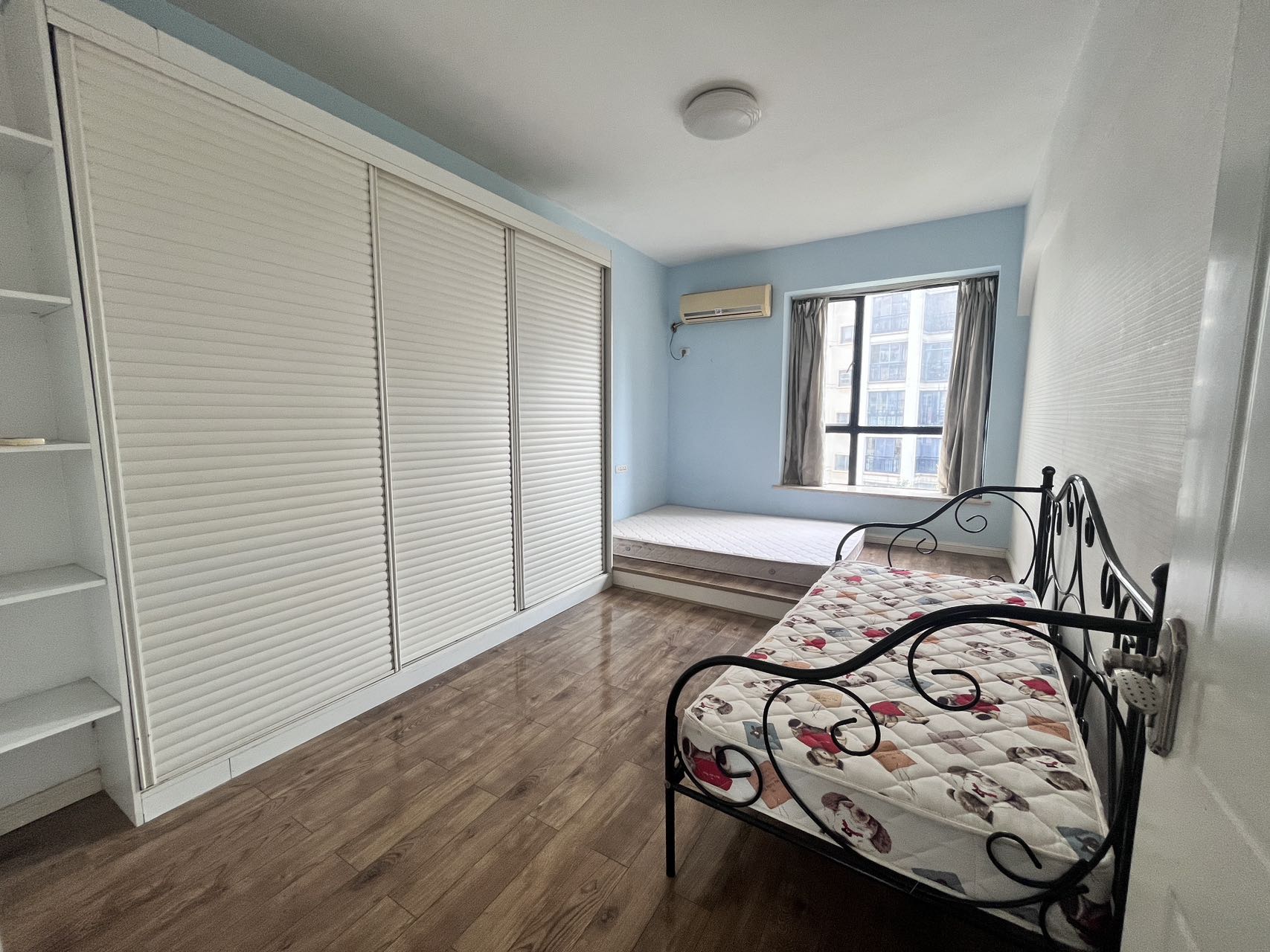 中核缇香名苑 3室2厅2卫 2000.0元/月 中核缇香名苑 3室2厅2卫 2000.0元/月室内图