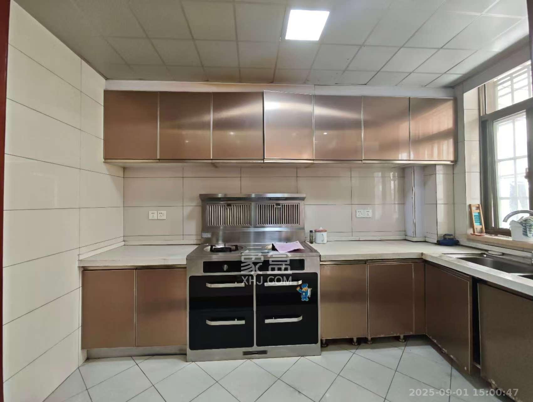 仁和苑  3室2厅2卫   1950.00元/月室内图