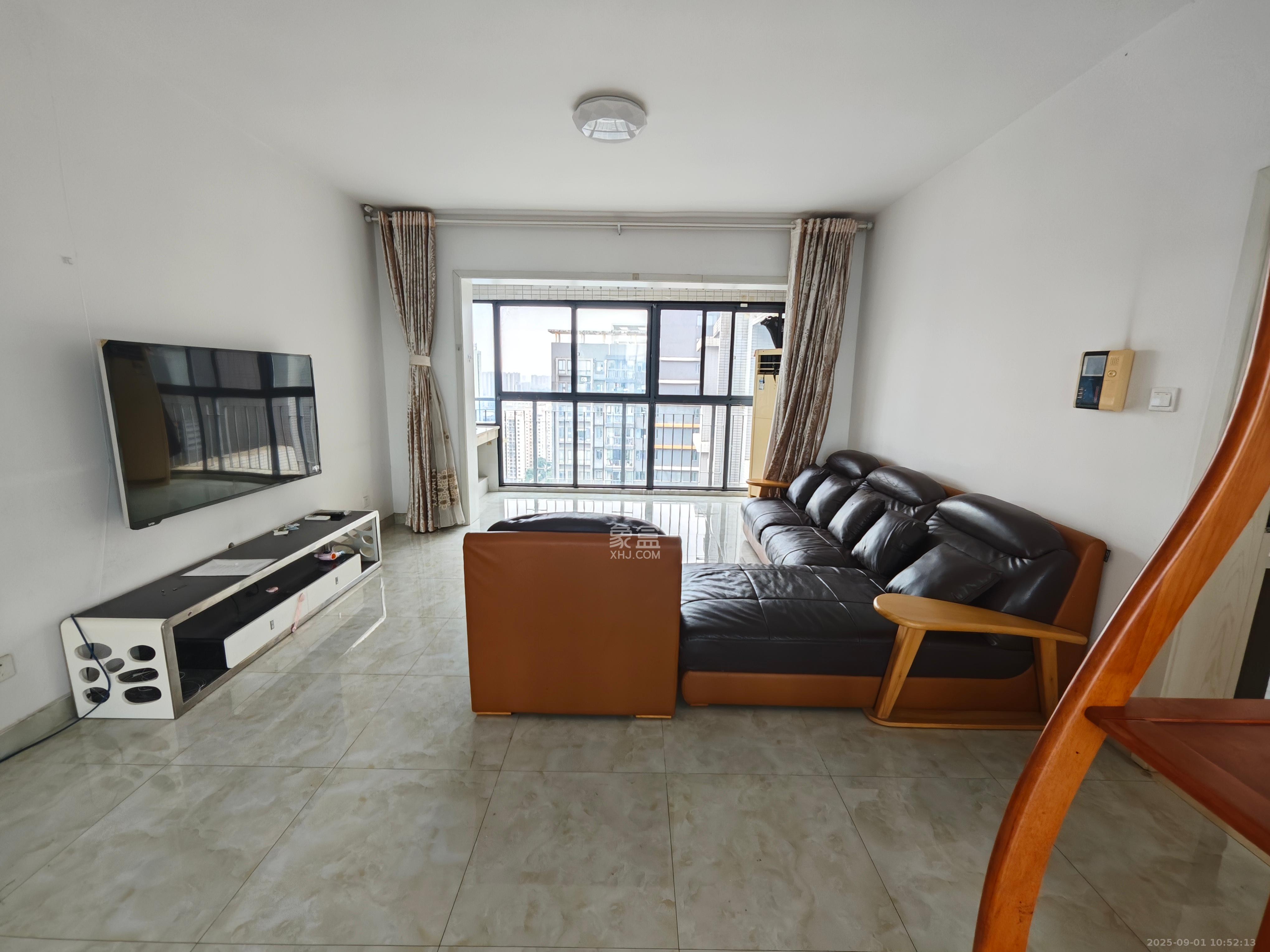 恒基凯旋门一二期 3室2厅2卫 2600.0元/月 恒基凯旋门一二期 3室2厅2卫 2600.0元/月室内图