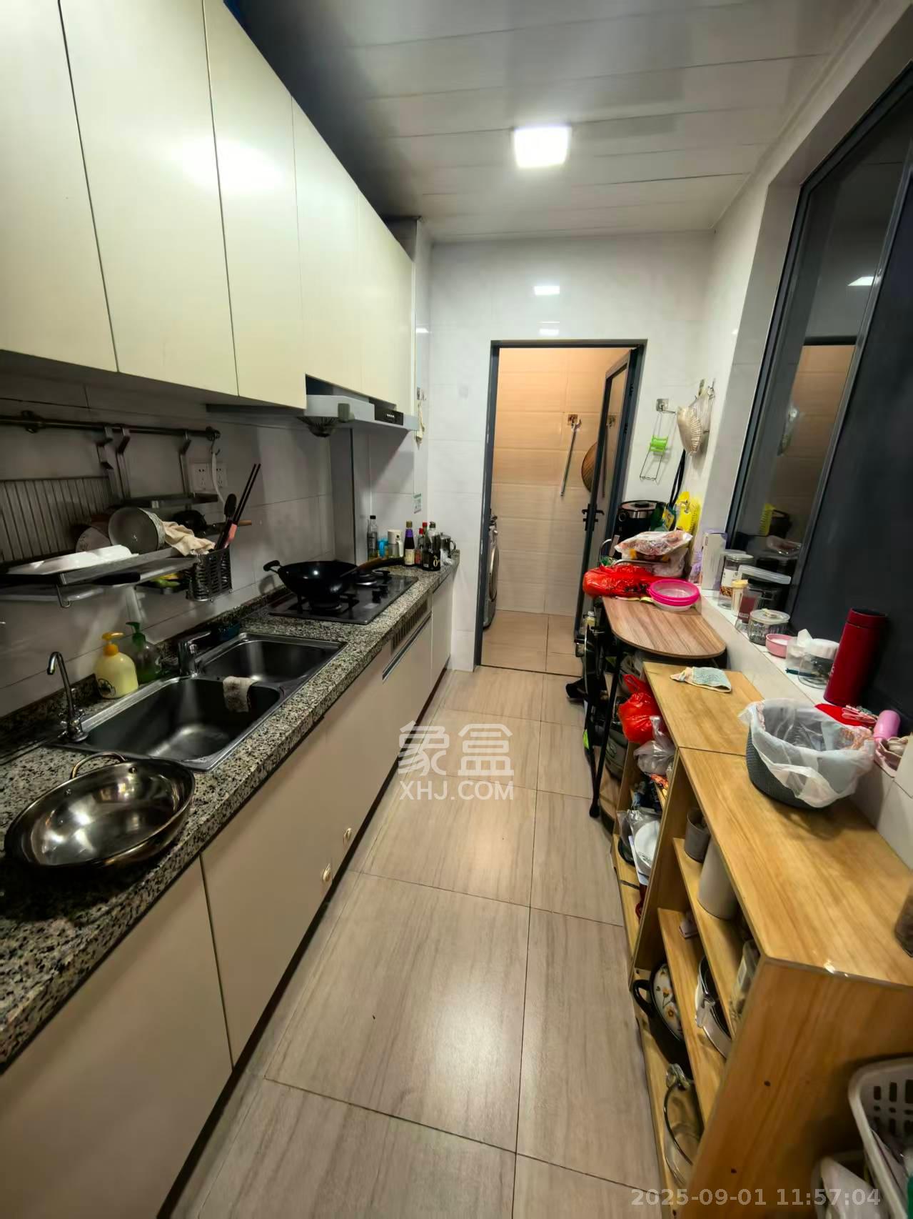 碧桂园南城首府（东宸林海）  4室2厅2卫   2800.00元/月室内图