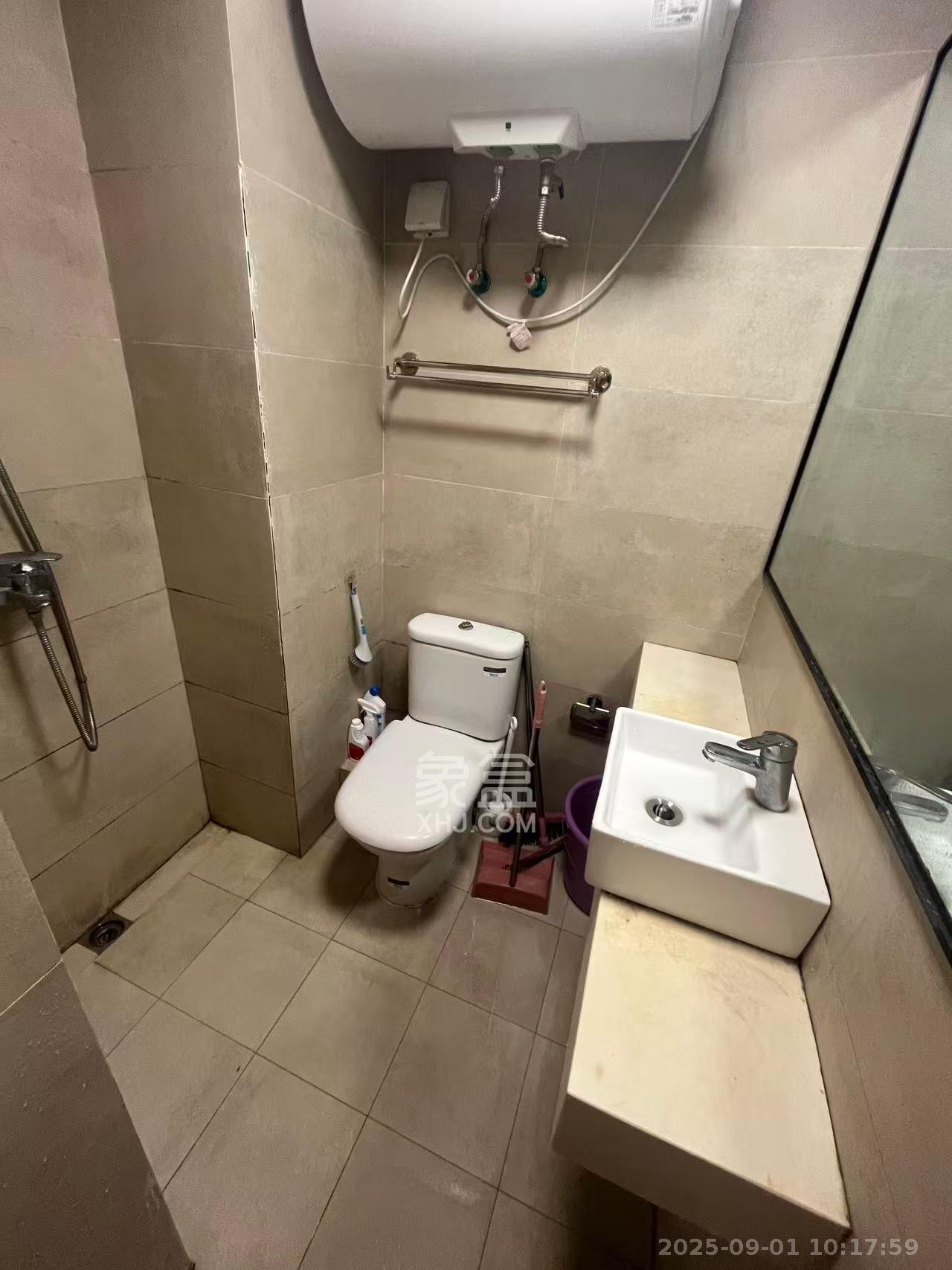 兰亭湾畔  1室1厅1卫   900.00元/月室内图