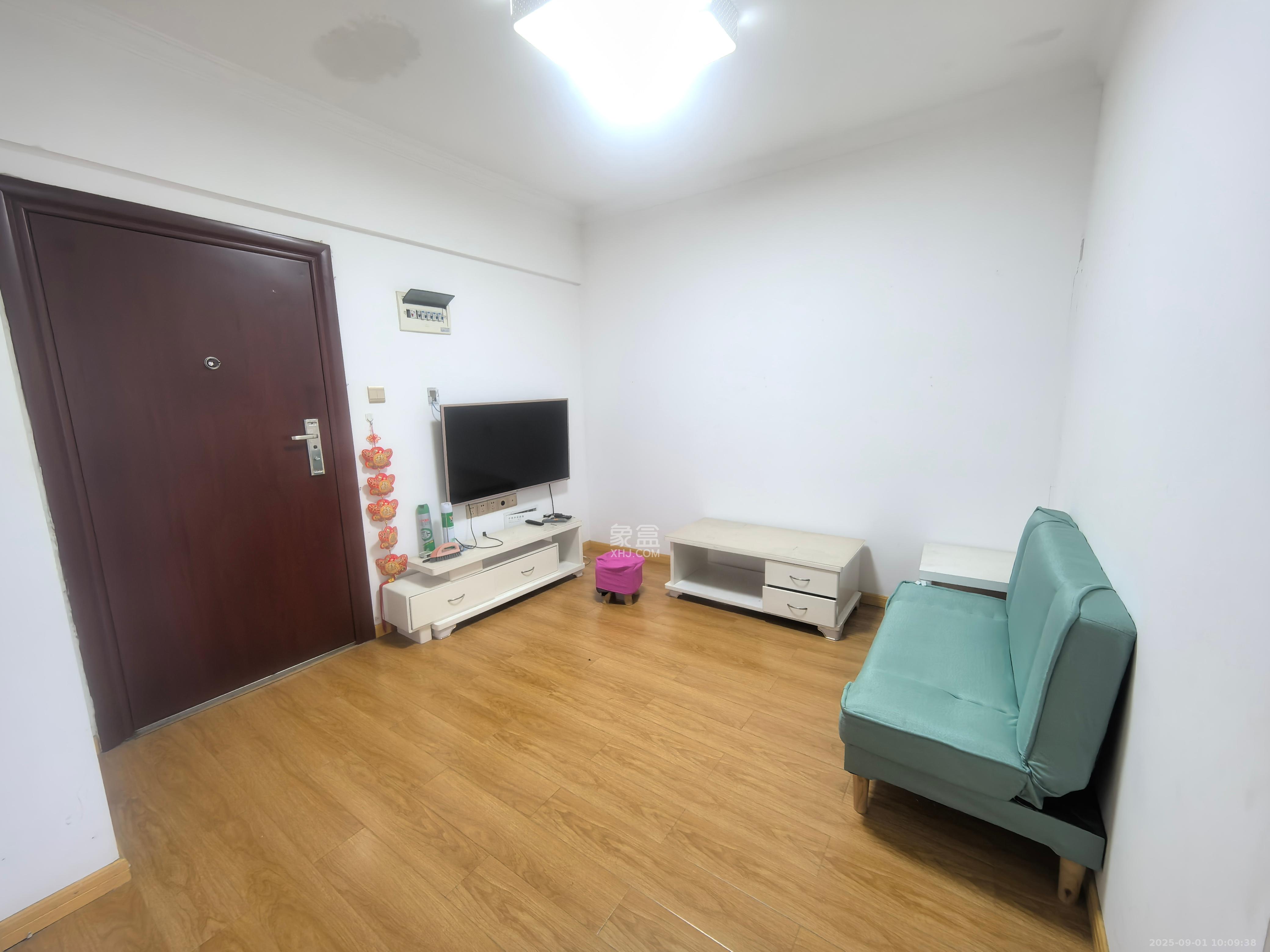 水墨林溪  1室1厅1卫    1700.0元/月 水墨林溪  1室1厅1卫    1700.0元/月室内图