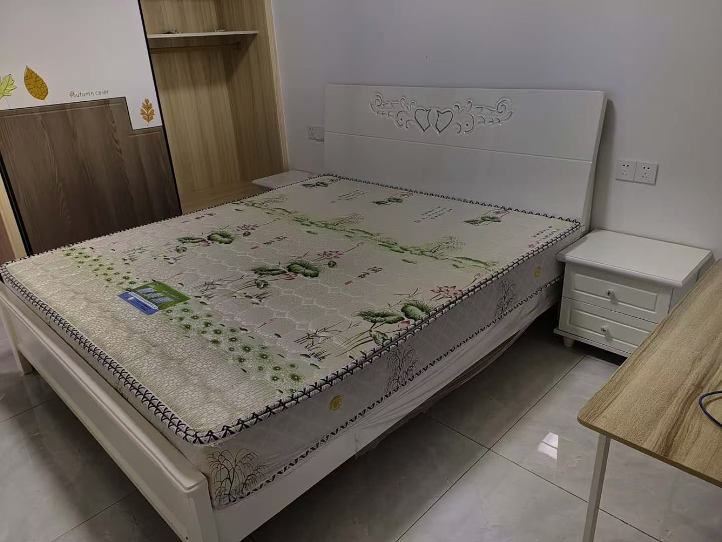 双江安置小区  2室1厅1卫   1300.00元/月室内图
