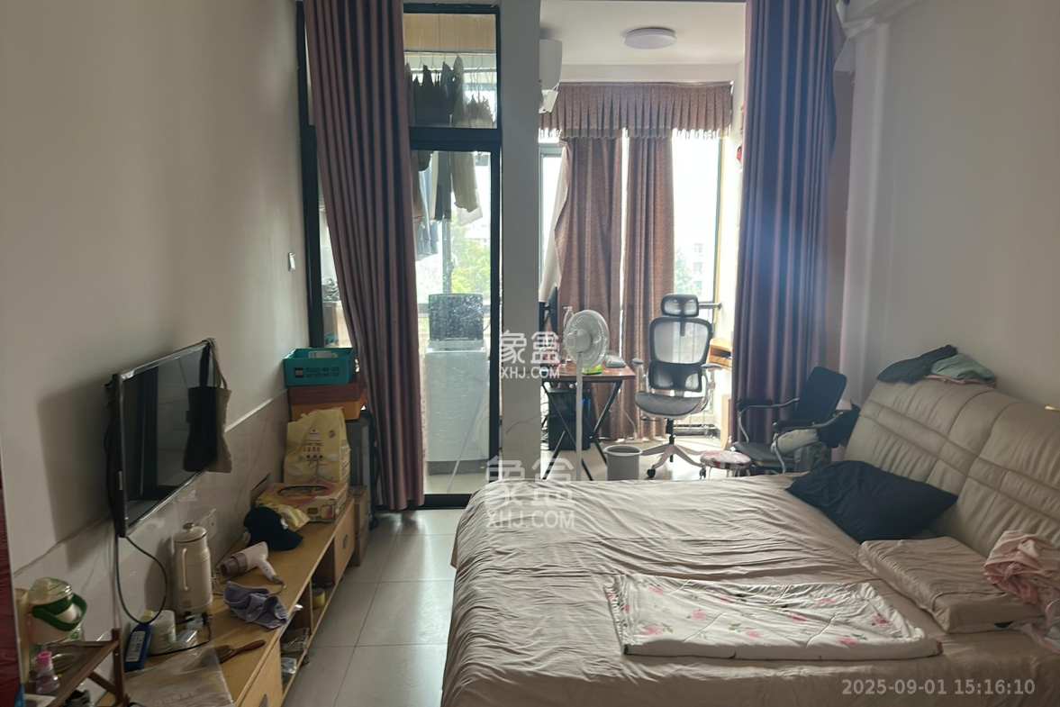 长房时代城 1室1厅1卫 1400.0元/月 长房时代城 1室1厅1卫 1400.0元/月室内图