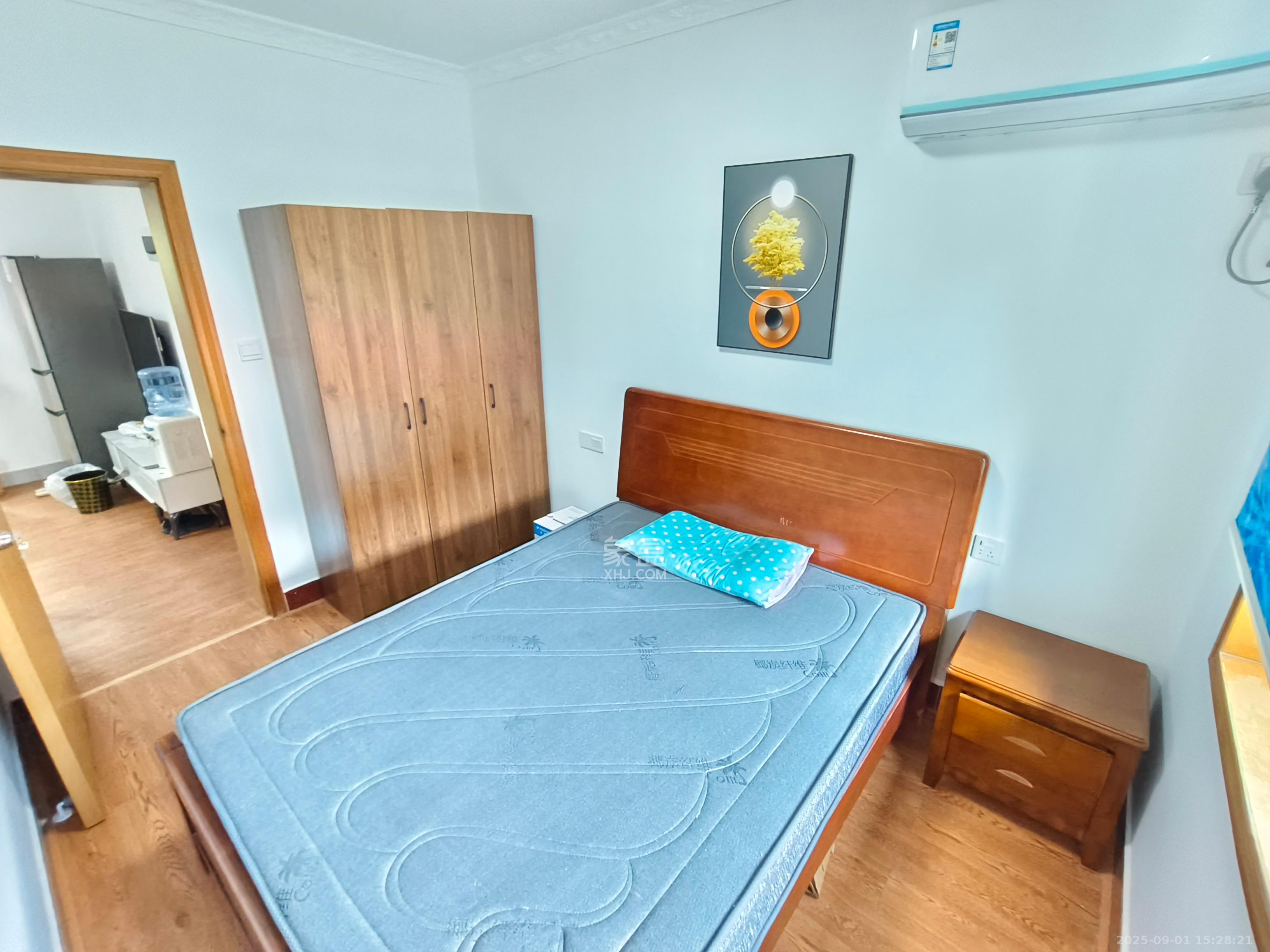 蒋家垅社区  2室1厅1卫    1800.0元/月室内图