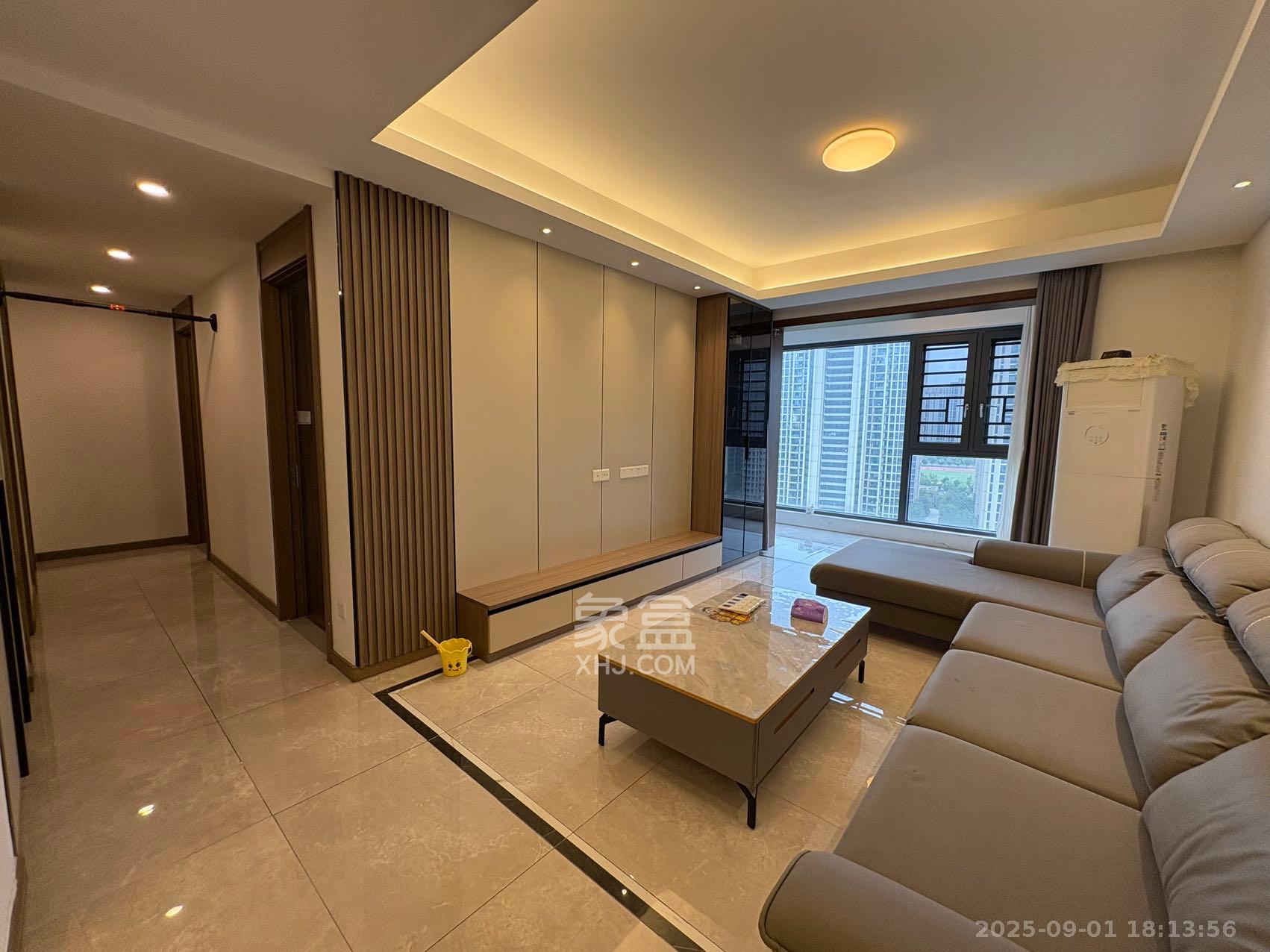 映客龙湖璟翠公馆(映客龙湖璟翠中心) 3室2厅2卫 3300.0元/月 映客龙湖璟翠公馆(映客龙湖璟翠中心) 3室2厅2卫 3300.0元/月室内图