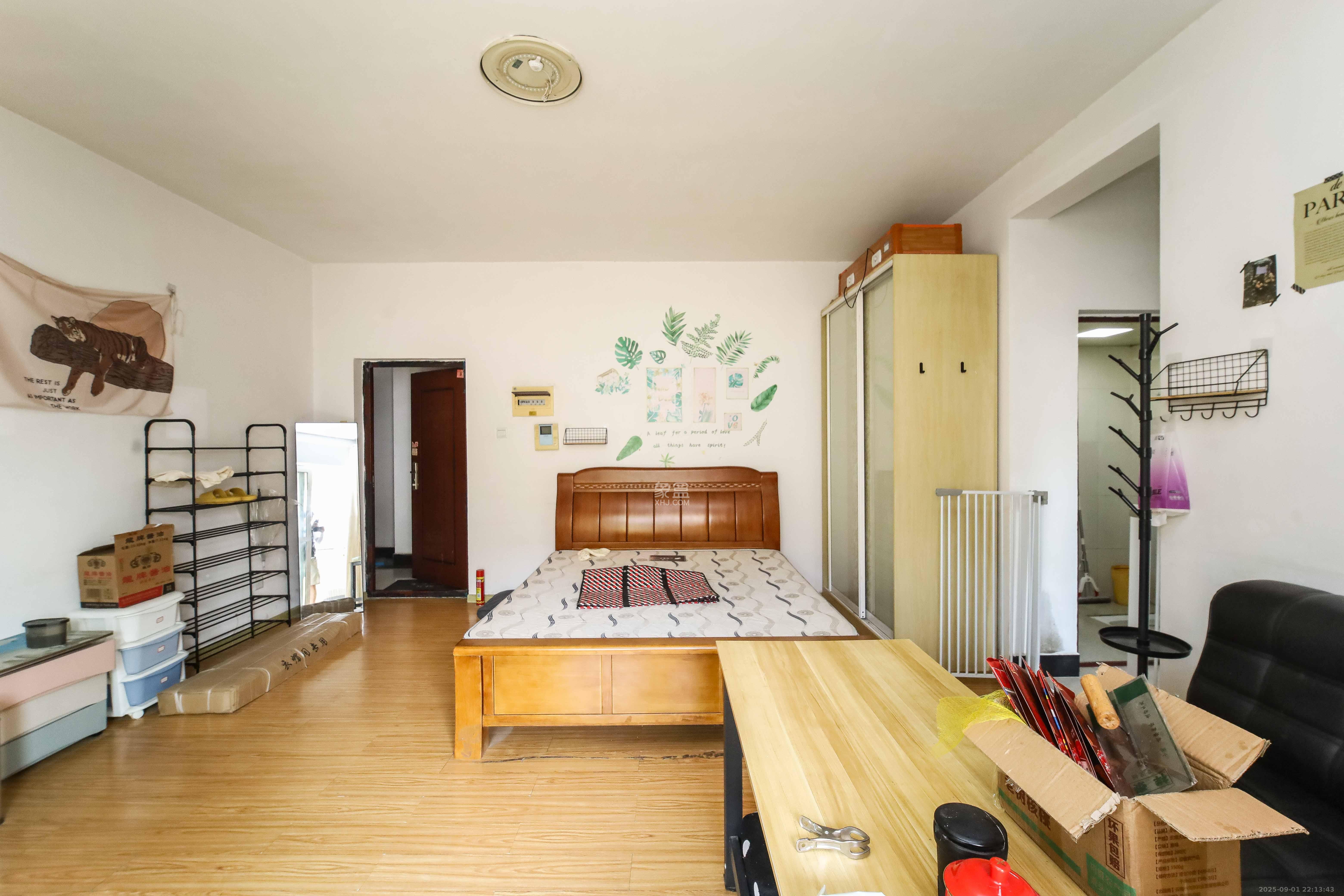 上河国际C区  1室0厅1卫    40.0万卧室