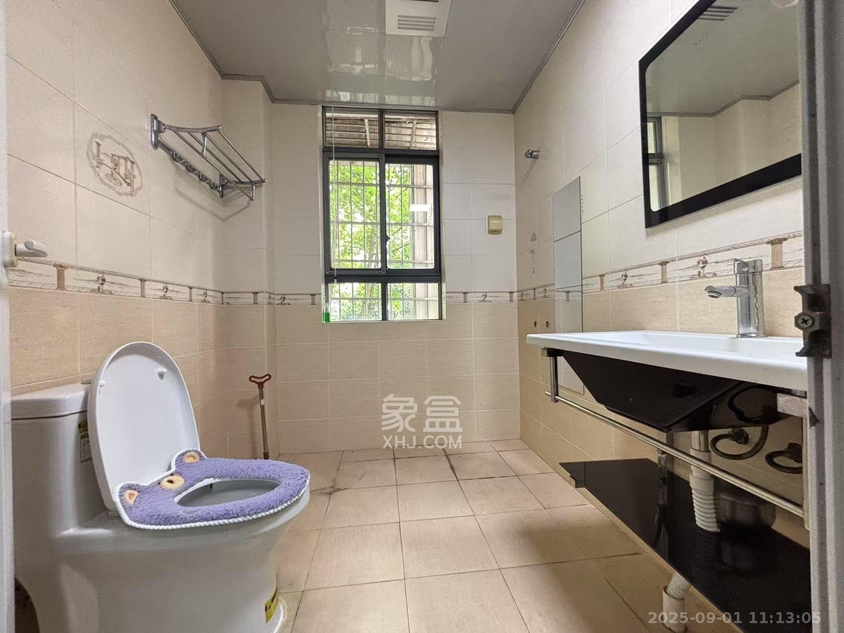 万煦园  4室2厅2卫    3200.0元/月 万煦园  4室2厅2卫    3200.0元/月室内图