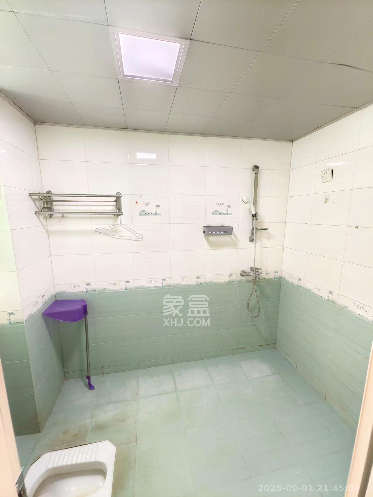 名都花园  2室2厅1卫    2300.0元/月 名都花园  2室2厅1卫    2300.0元/月室内图