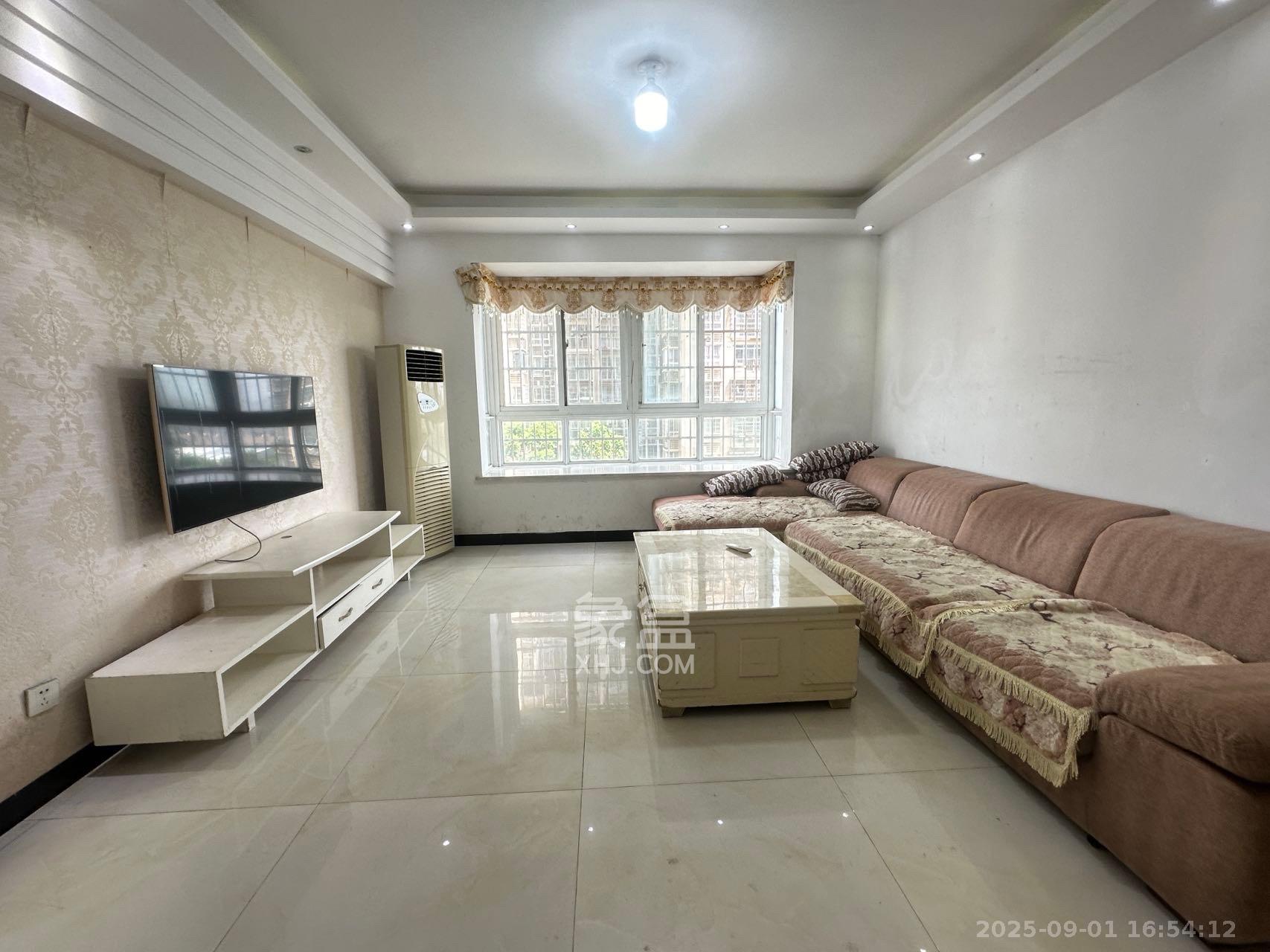 益安公寓  3室2厅2卫    2000.0元/月 益安公寓  3室2厅2卫    2000.0元/月室内图