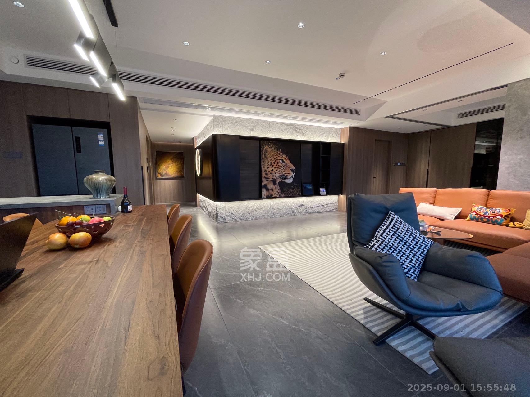 卓越浅水湾 4室2厅3卫 20000.0元/月 卓越浅水湾 4室2厅3卫 20000.0元/月室内图