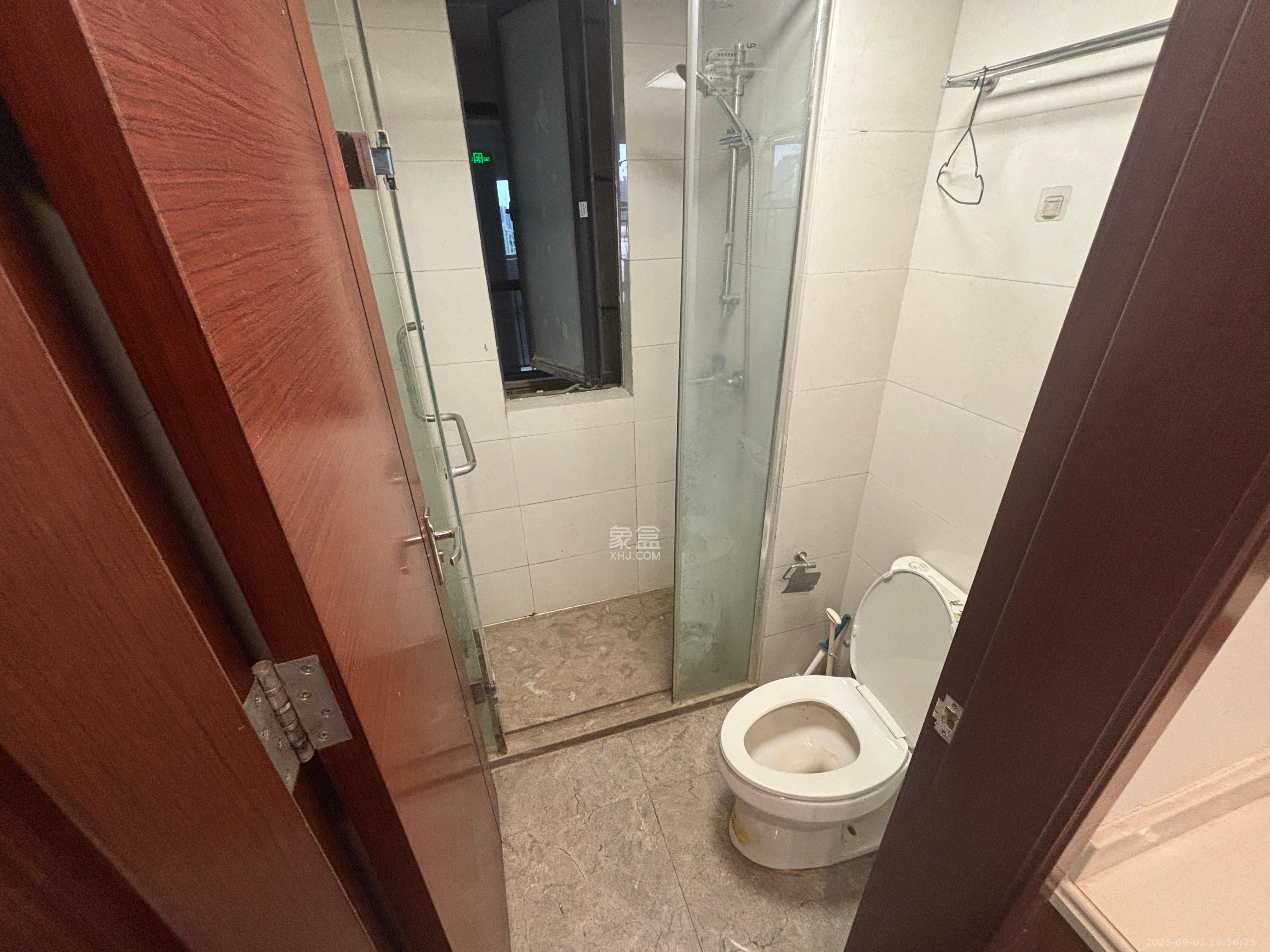 中海梅溪湖壹号 3室2厅1卫 2800.0元/月 中海梅溪湖壹号 3室2厅1卫 2800.0元/月室内图