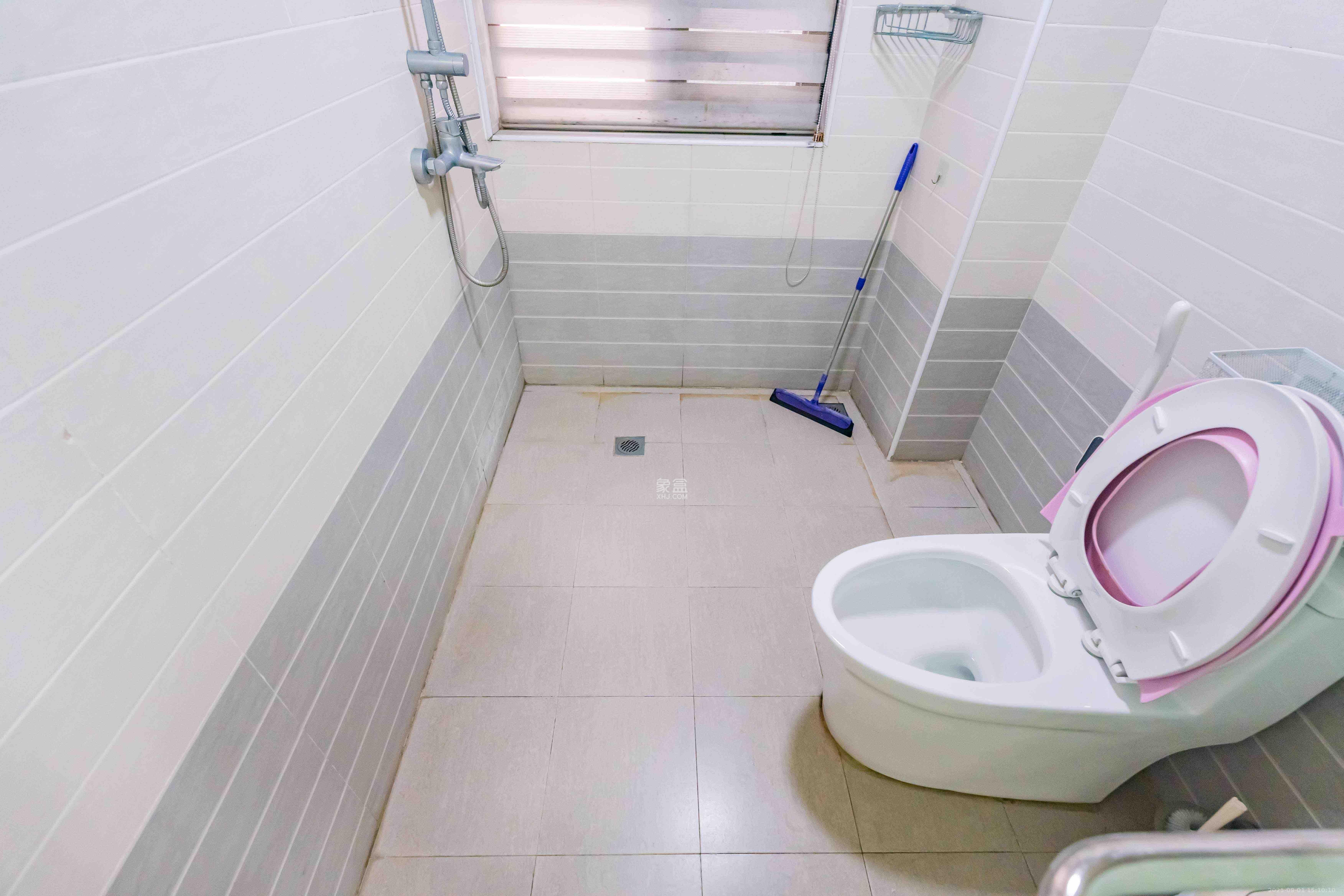 海洋半岛(月珑湾)  3室0厅0卫    2500.0元/月 海洋半岛(月珑湾)  3室0厅0卫    2500.0元/月室内图