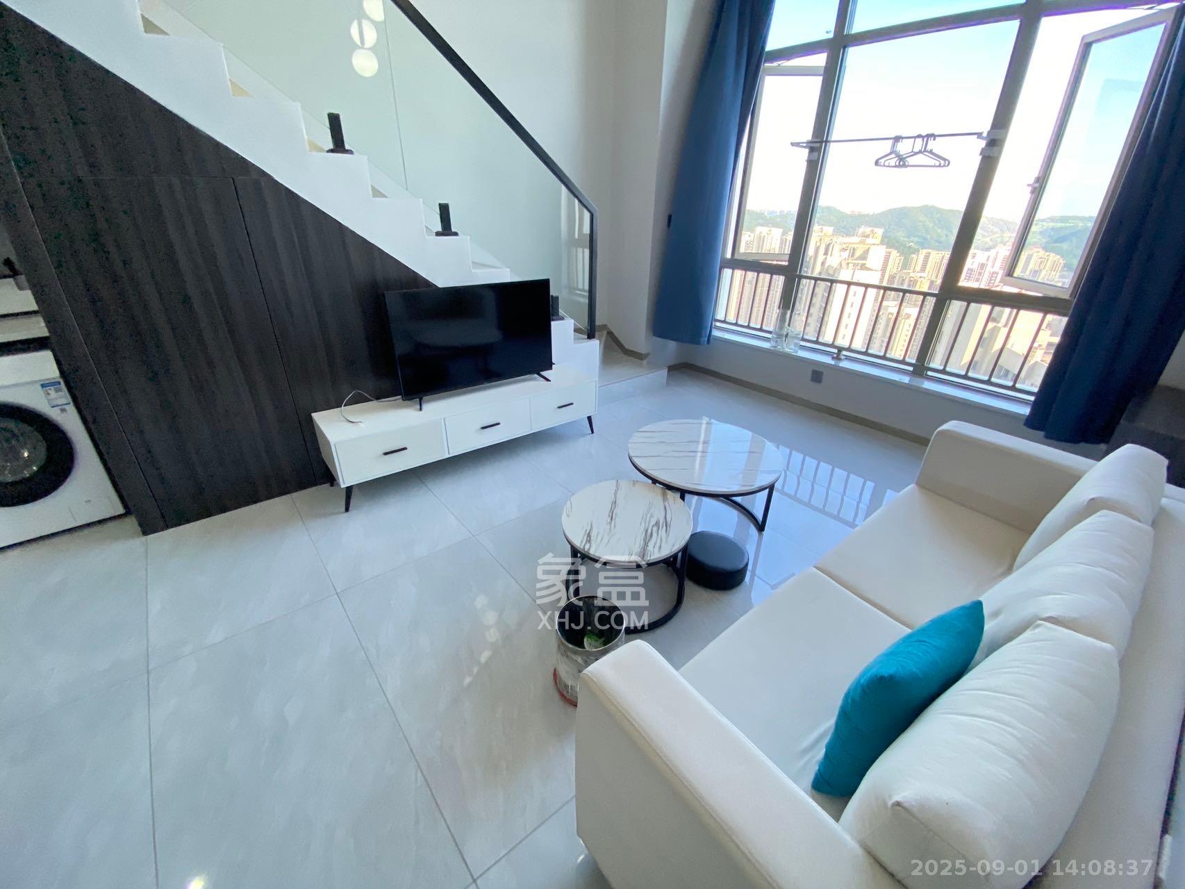 梅溪湖金茂湾  1室1厅1卫    2000.0元/月室内图