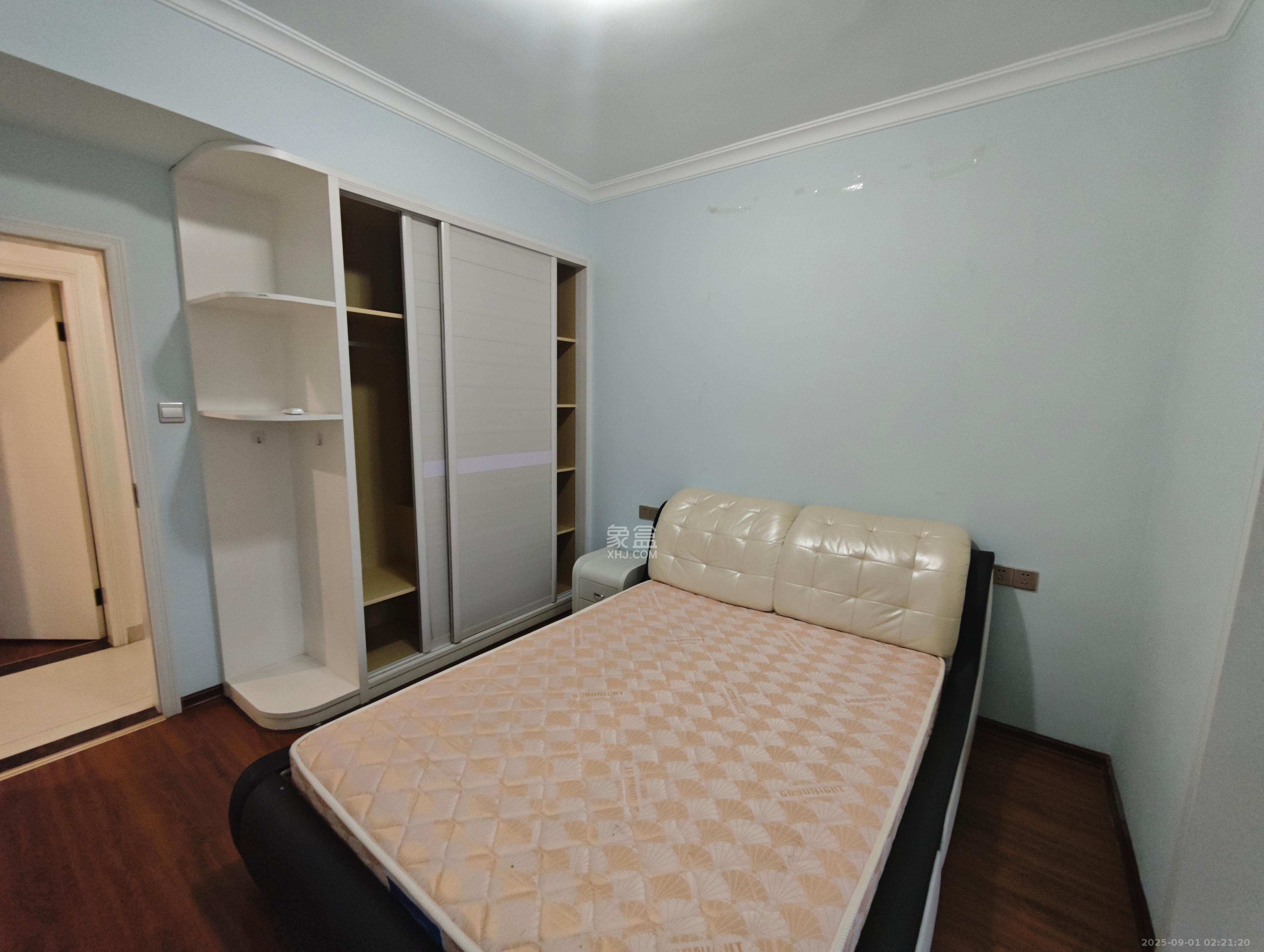 天天向上  3室2厅1卫    2800.0元/月 天天向上  3室2厅1卫    2800.0元/月室内图