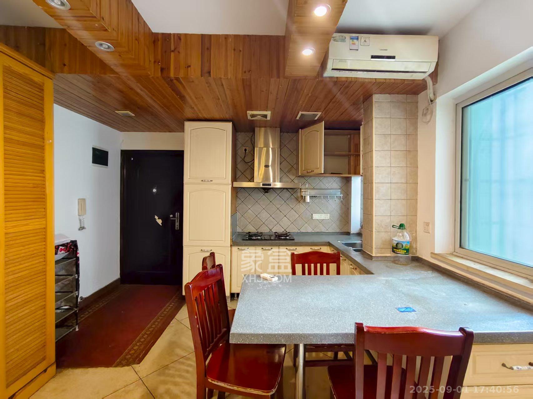 星典时代 2室2厅1卫 2200.0元/月 星典时代 2室2厅1卫 2200.0元/月室内图