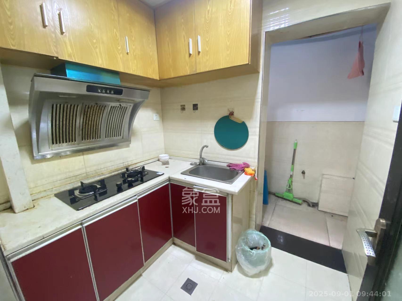 百纳广场(百纳公寓) 1室1厅0卫 2100.0元/月 百纳广场(百纳公寓) 1室1厅0卫 2100.0元/月室内图