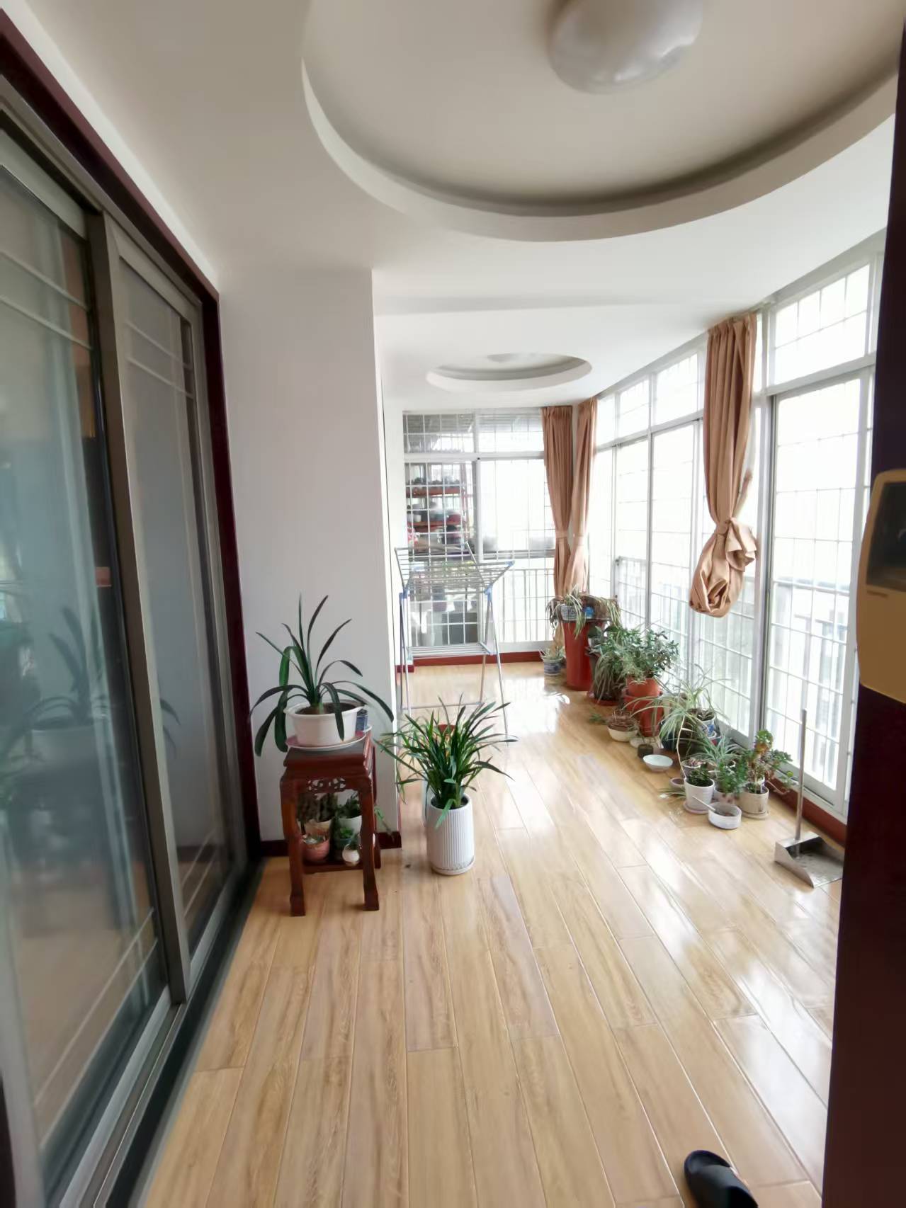 广电记者公寓  3室2厅2卫    66.28万 广电记者公寓  3室2厅2卫    66.28万室内图