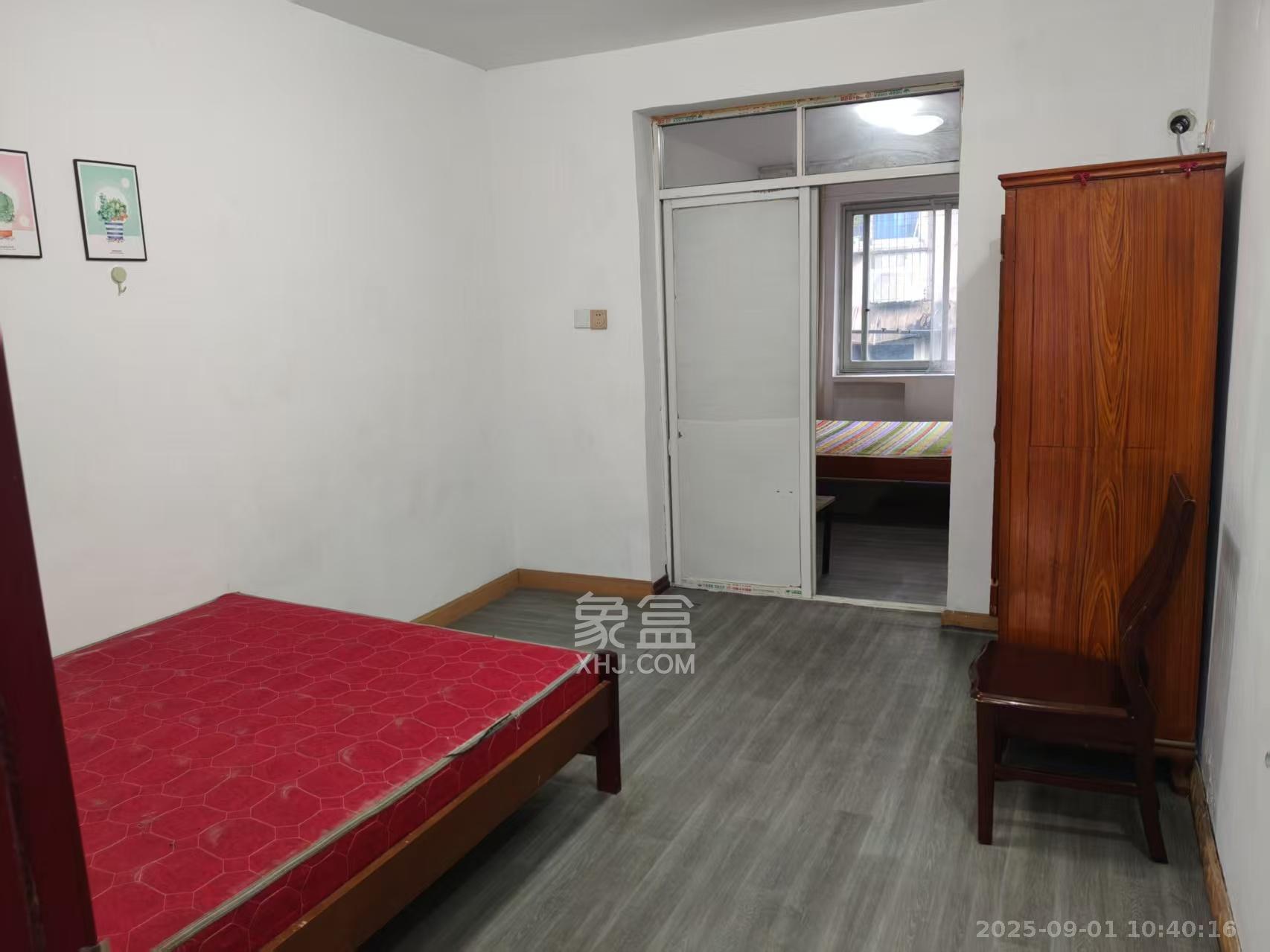 三印宿舍  2室1厅1卫    1200.0元/月 三印宿舍  2室1厅1卫    1200.0元/月室内图