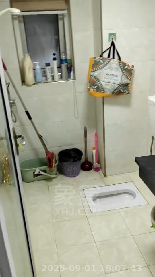 佳兆业金域天下三期  1室1厅1卫    1200.0元/月 佳兆业金域天下三期  1室1厅1卫    1200.0元/月室内图