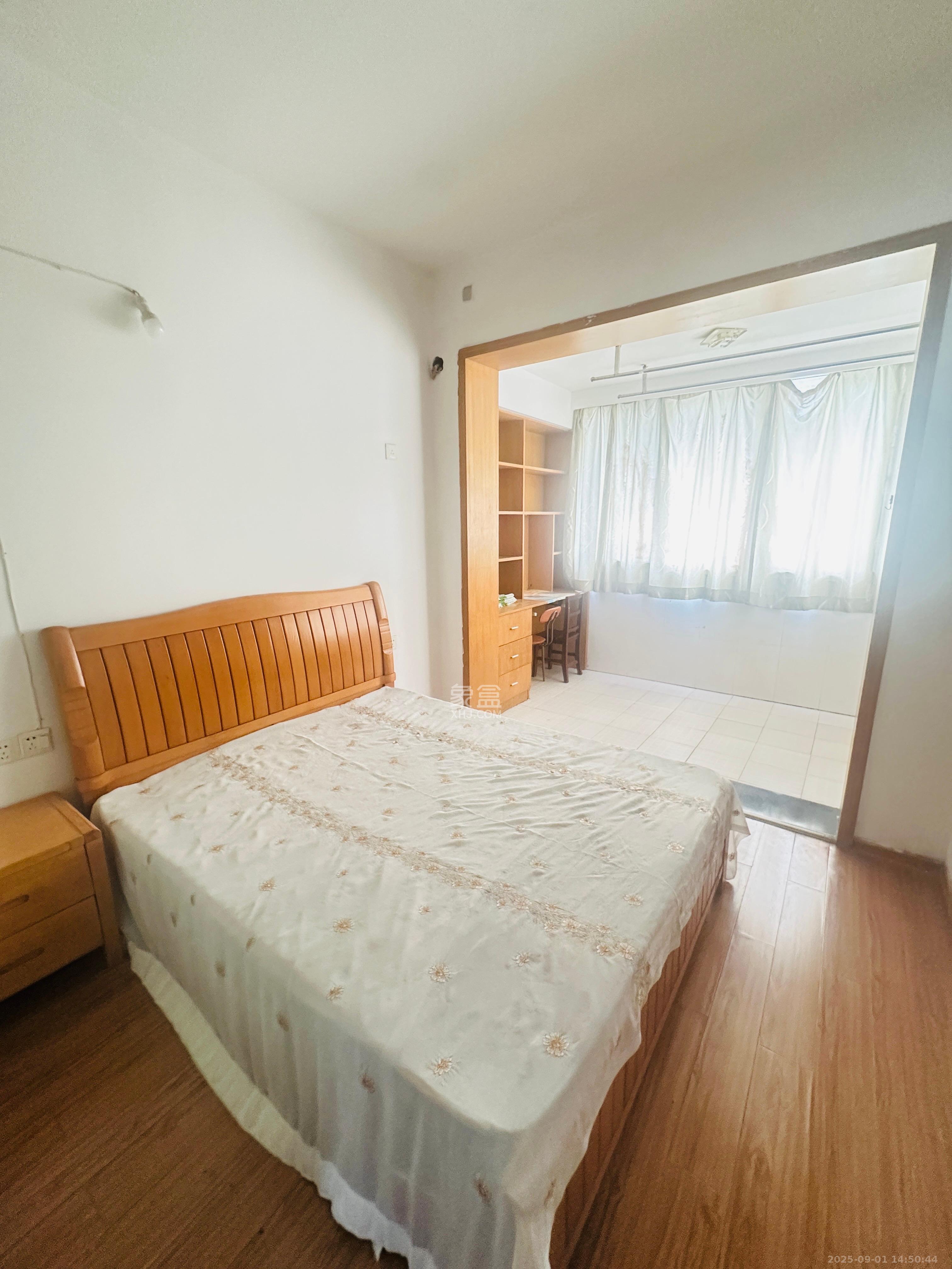 农科院宿舍丰泽小区 3室2厅2卫 1700.0元/月 农科院宿舍丰泽小区 3室2厅2卫 1700.0元/月室内图