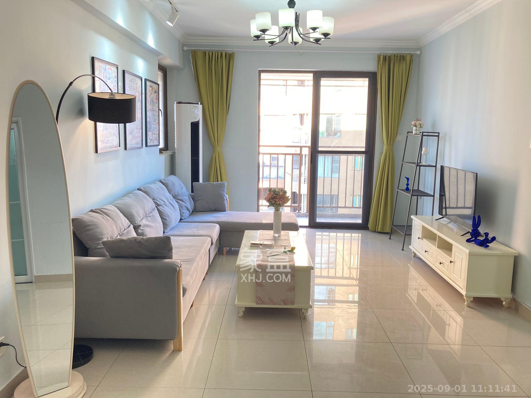 第六都（陆都小区）  2室2厅1卫    3200.0元/月室内图