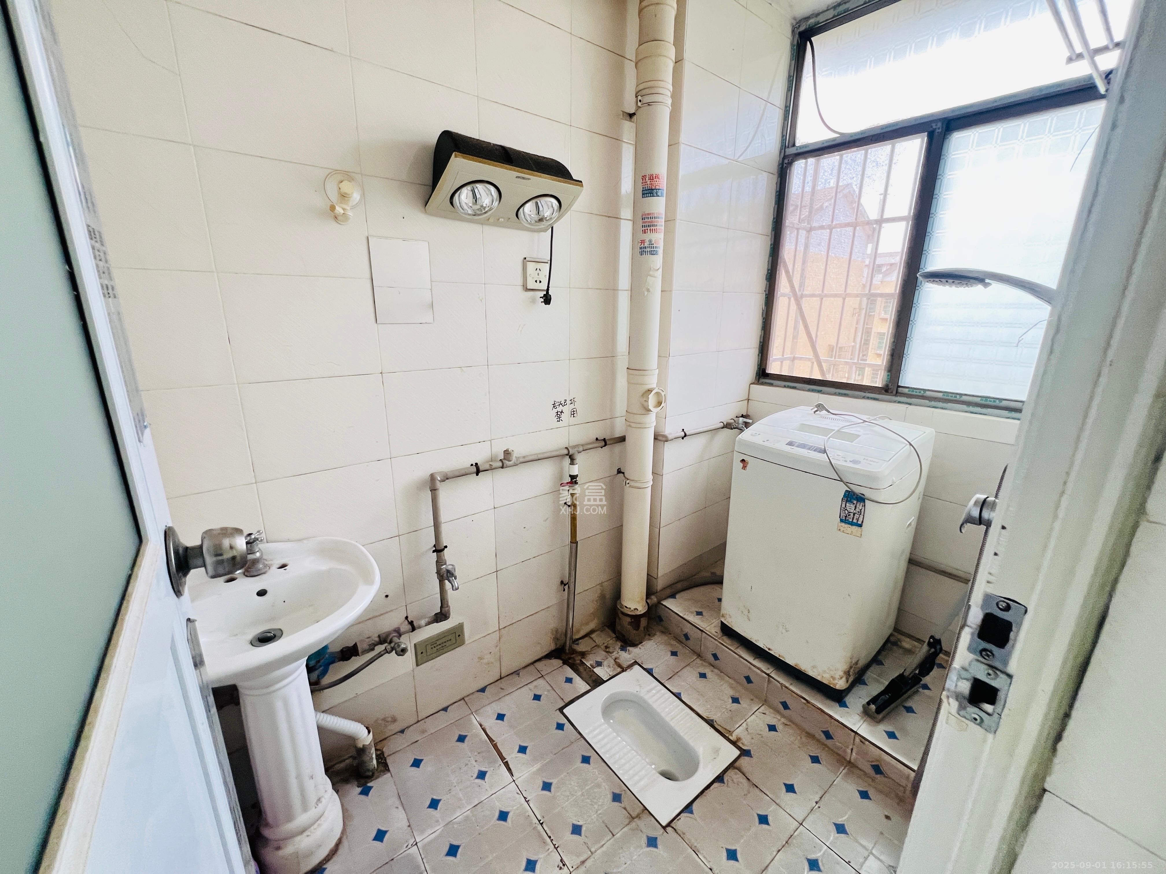 扬帆小区  2室1厅1卫   1400.00元/月室内图