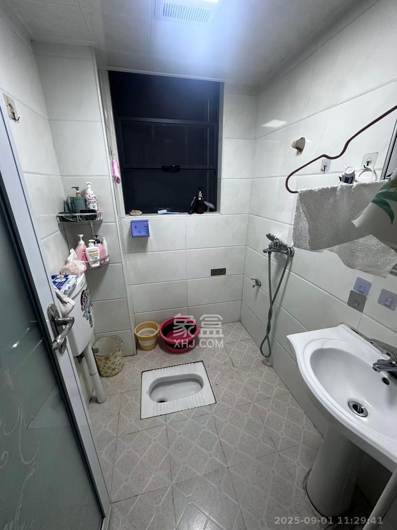 和庄  2室1厅1卫   1800.00元/月室内图