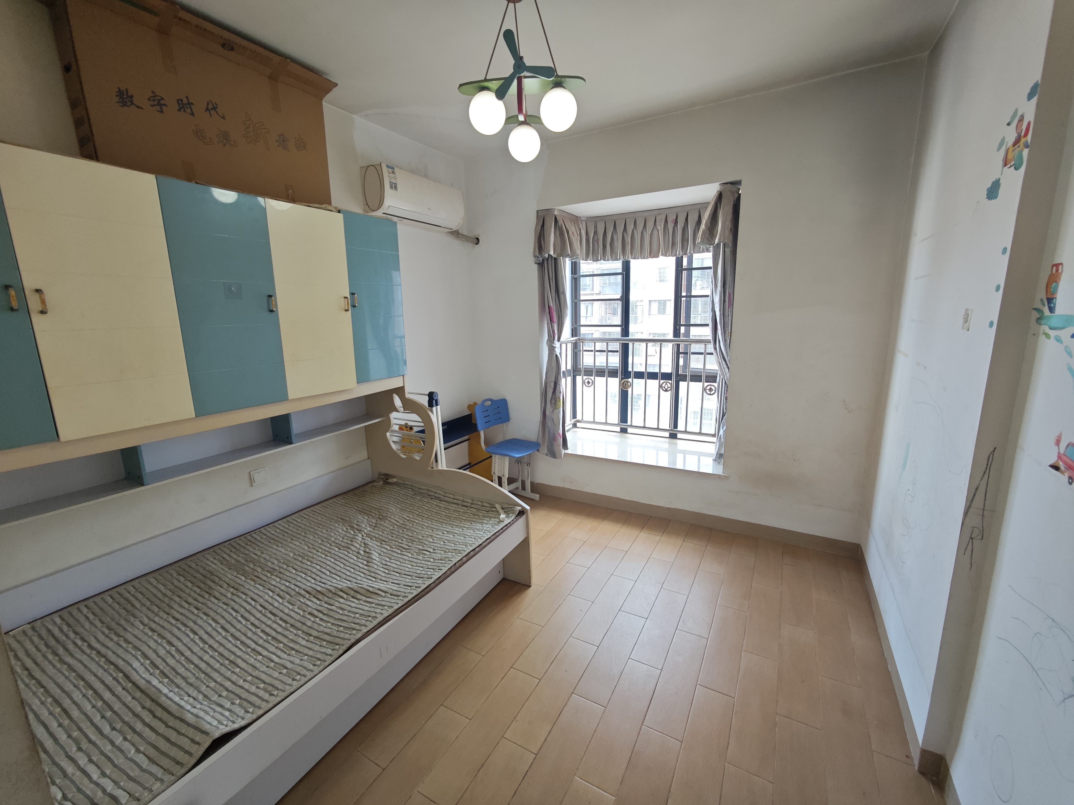 椰子郎 2室1厅1卫 2200.0元/月 椰子郎 2室1厅1卫 2200.0元/月室内图