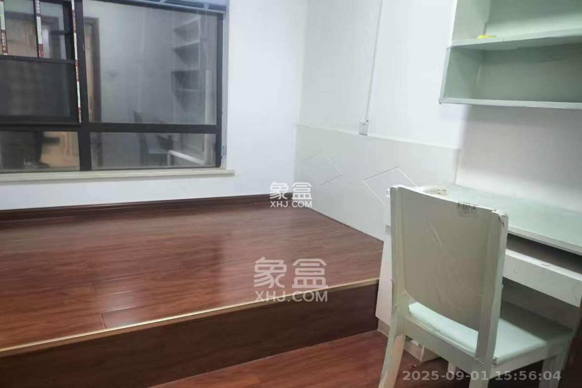 中海梅溪湖壹号  3室2厅2卫    2500.0元/月 中海梅溪湖壹号  3室2厅2卫    2500.0元/月室内图