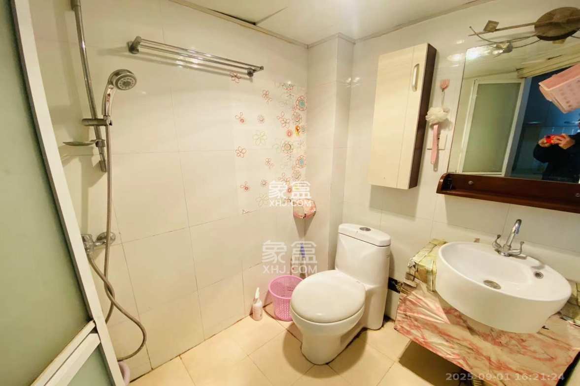 白沙晶城 1室1厅1卫 1900.0元/月 白沙晶城 1室1厅1卫 1900.0元/月室内图