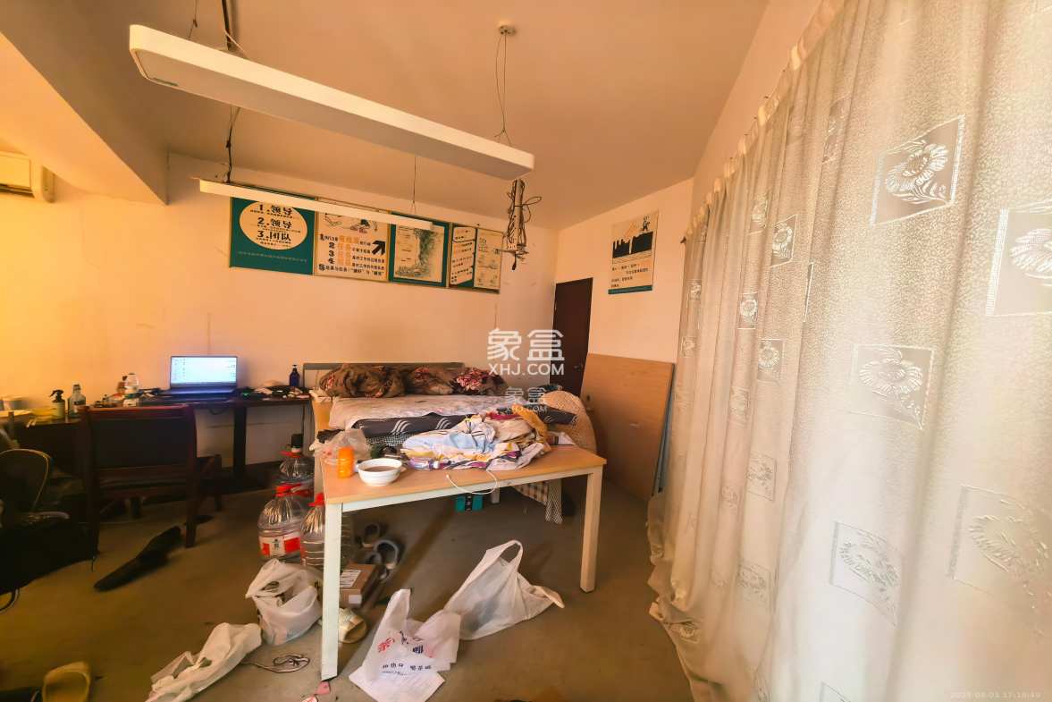 兴威名座 2室2厅1卫 3500.0元/月 兴威名座 2室2厅1卫 3500.0元/月室内图