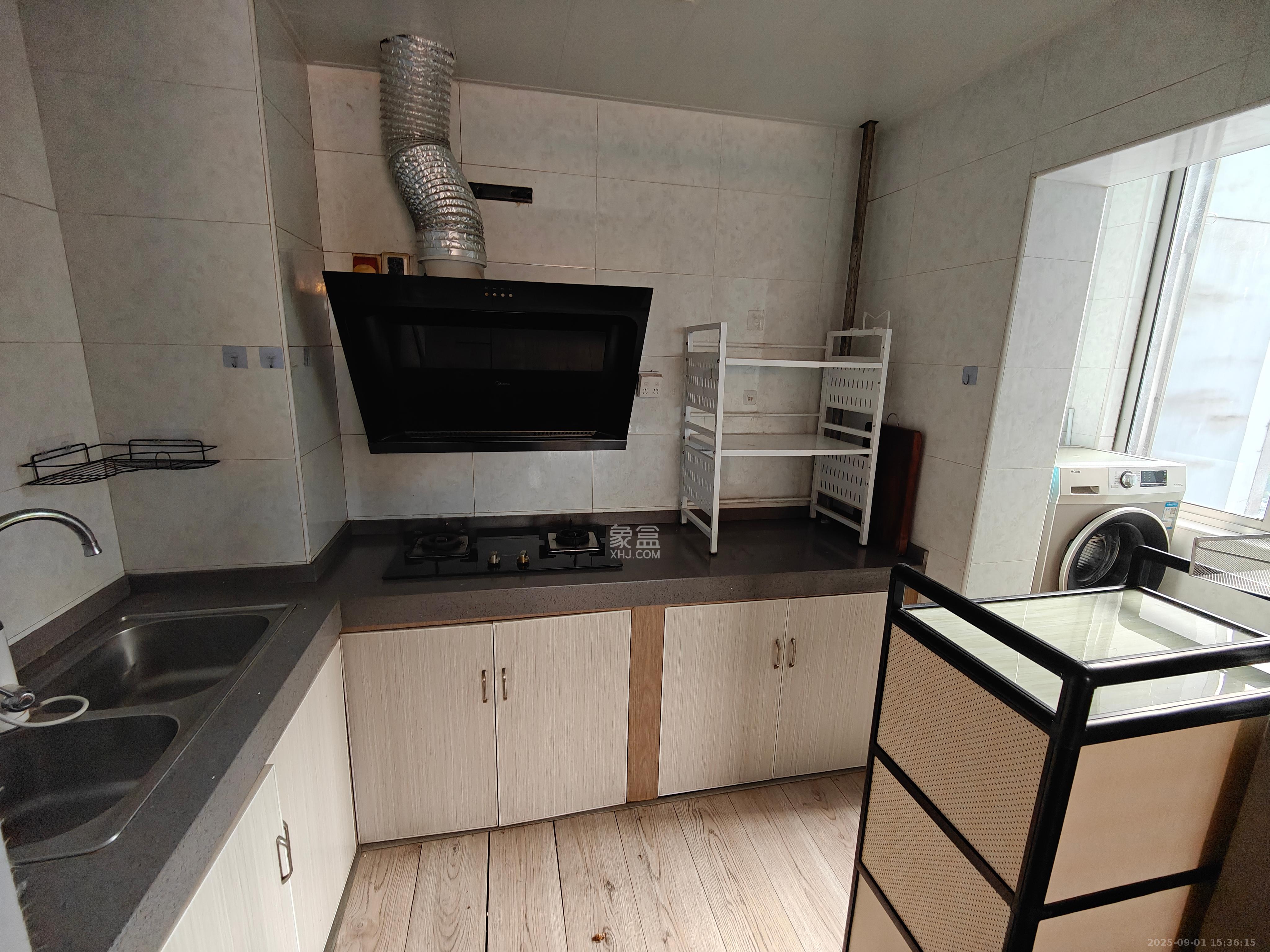 君临国际 2室2厅1卫 3100.0元/月 君临国际 2室2厅1卫 3100.0元/月室内图