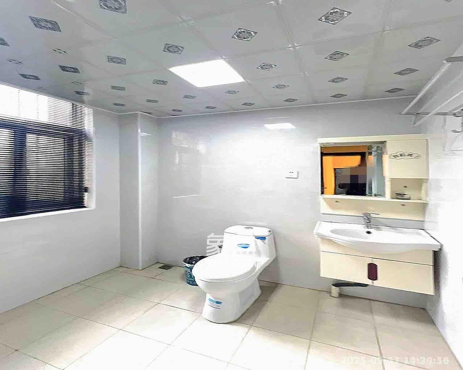 山水湾  1室0厅0卫   1900.00元/月室内图