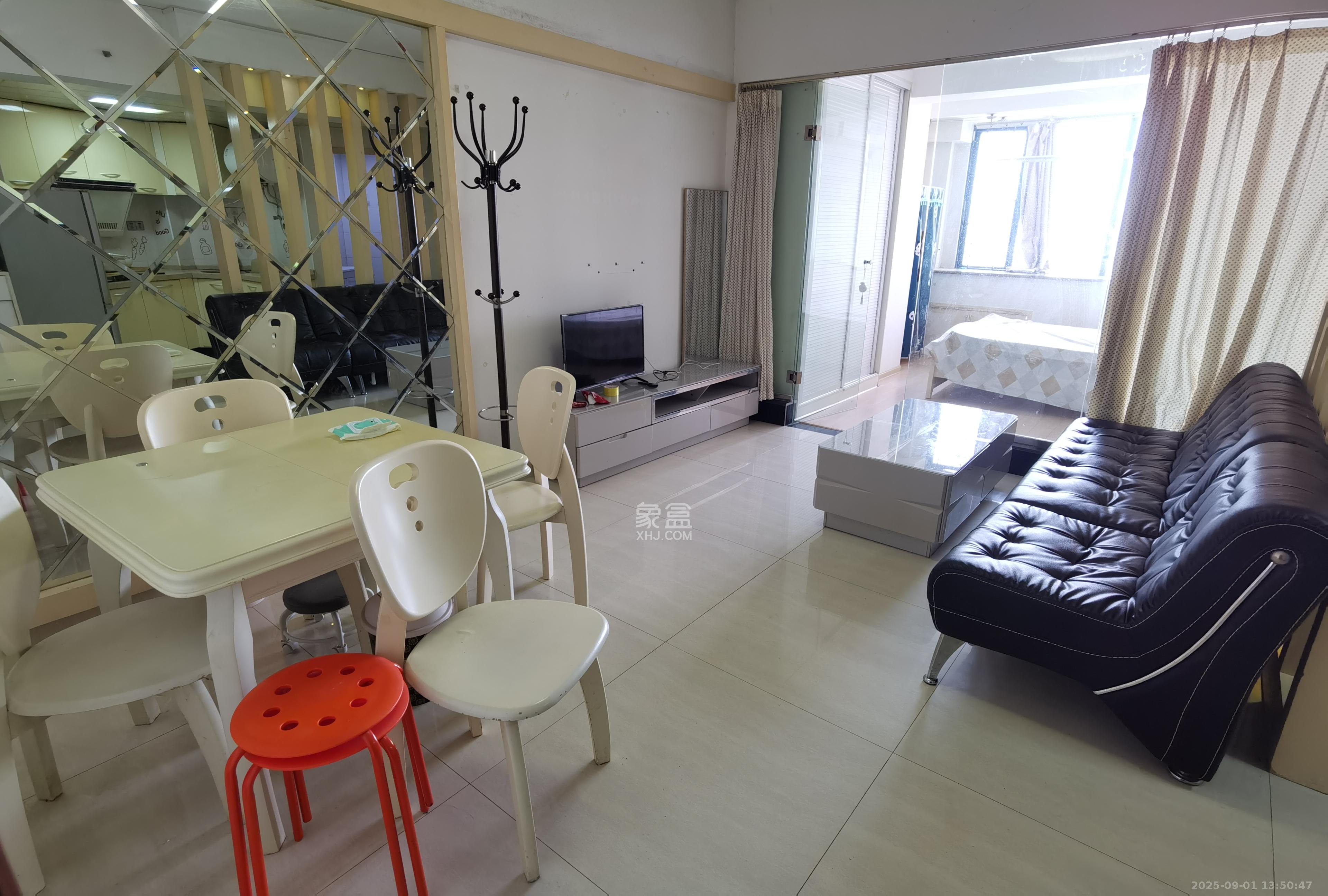 观园国际公寓 1室1厅1卫 2000.0元/月 观园国际公寓 1室1厅1卫 2000.0元/月室内图