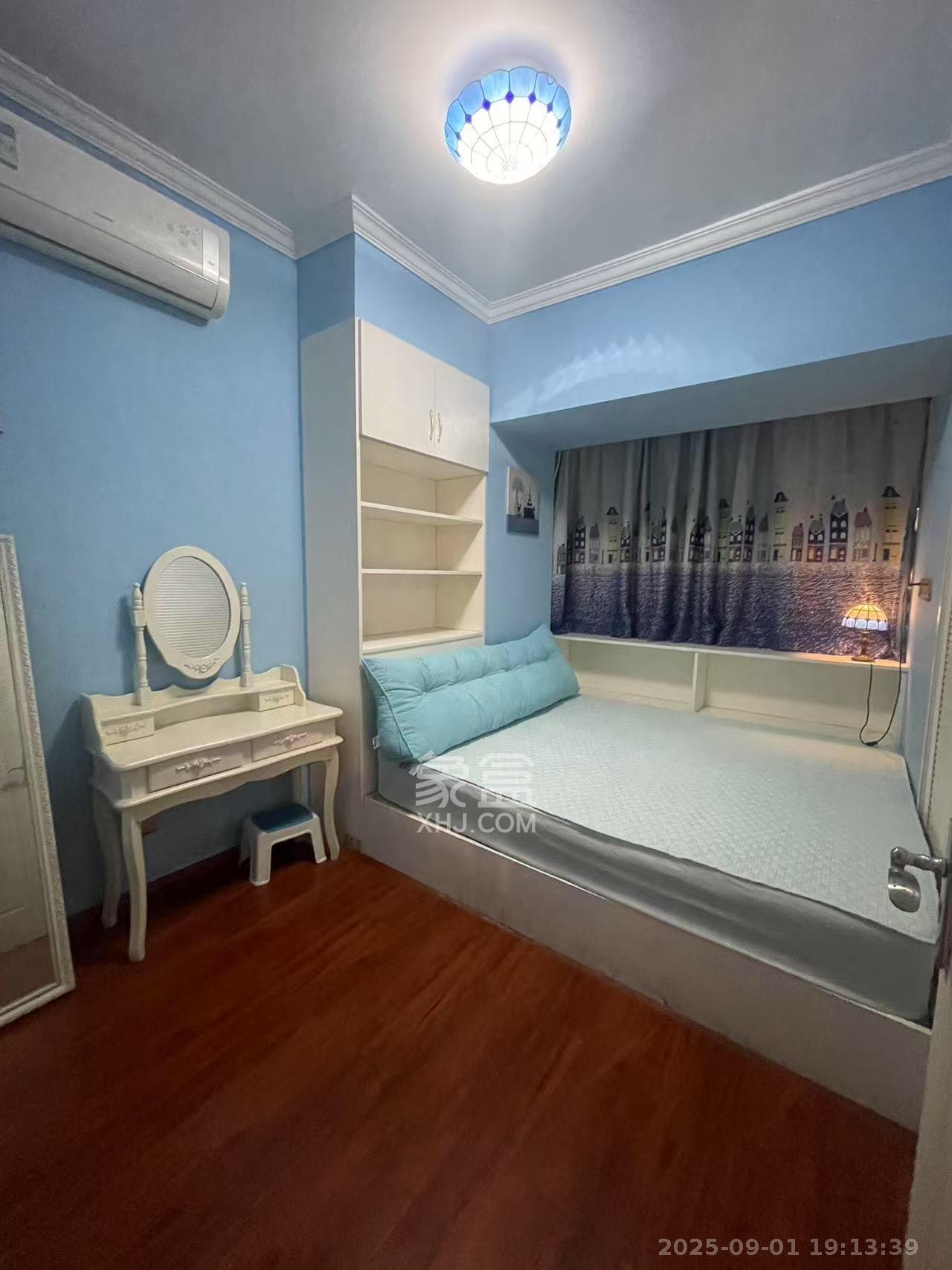 嘉顿新天地 1室1厅1卫 2400.0元/月 嘉顿新天地 1室1厅1卫 2400.0元/月室内图