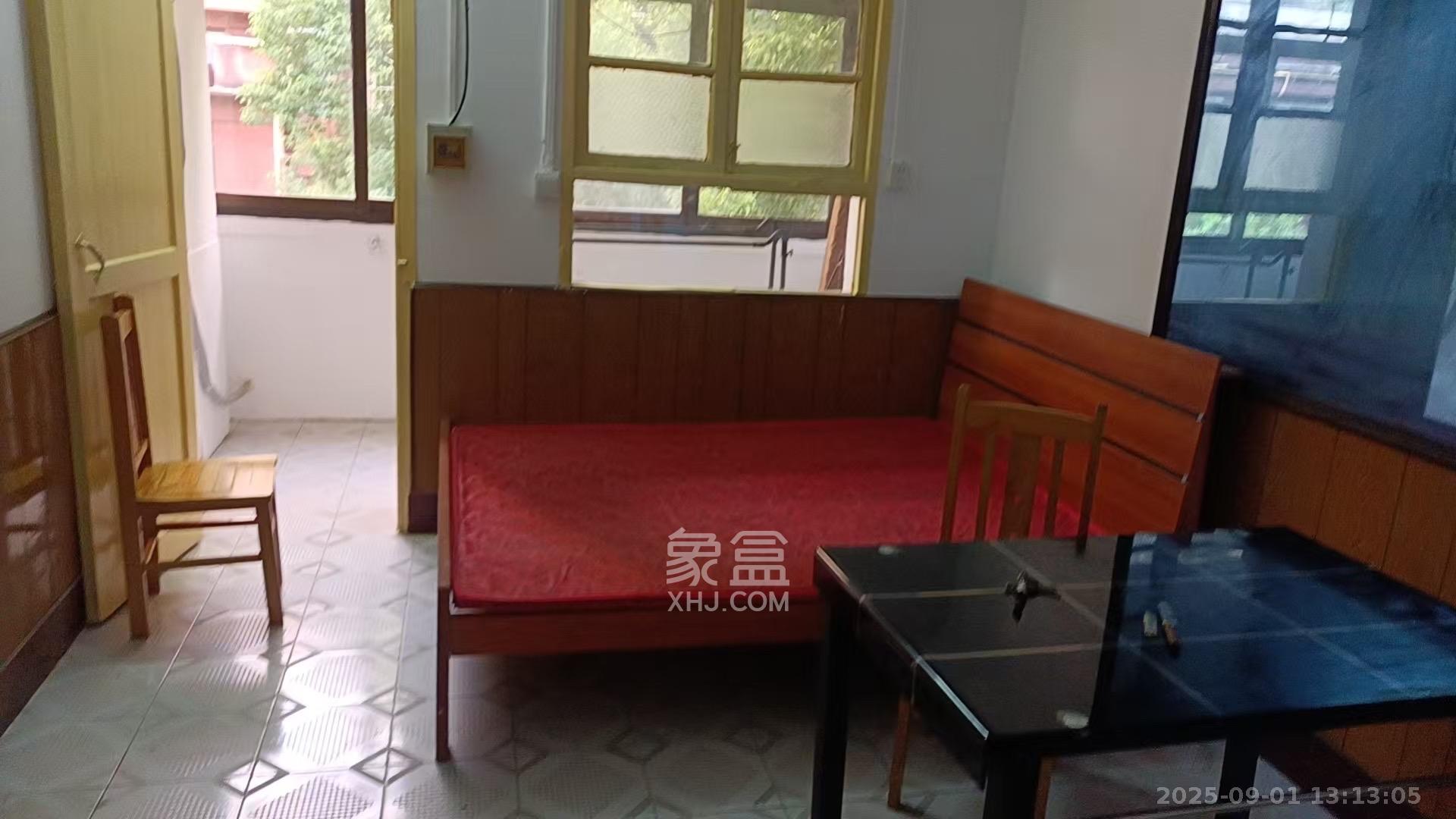 长沙花纸印刷厂宿舍 2室2厅1卫 1450.0元/月 长沙花纸印刷厂宿舍 2室2厅1卫 1450.0元/月室内图