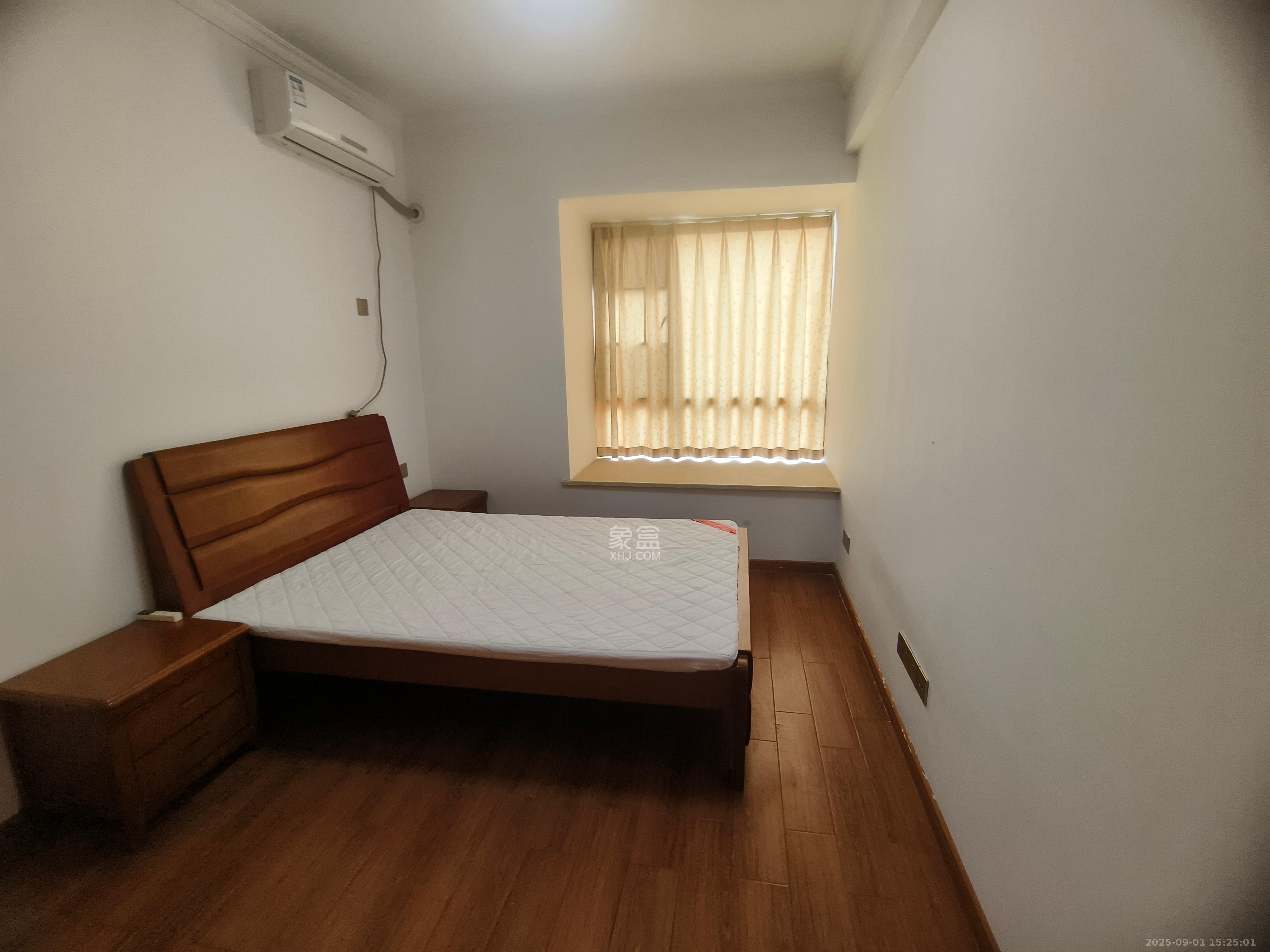 金麓国际 3室2厅2卫 3500.0元/月 金麓国际 3室2厅2卫 3500.0元/月室内图