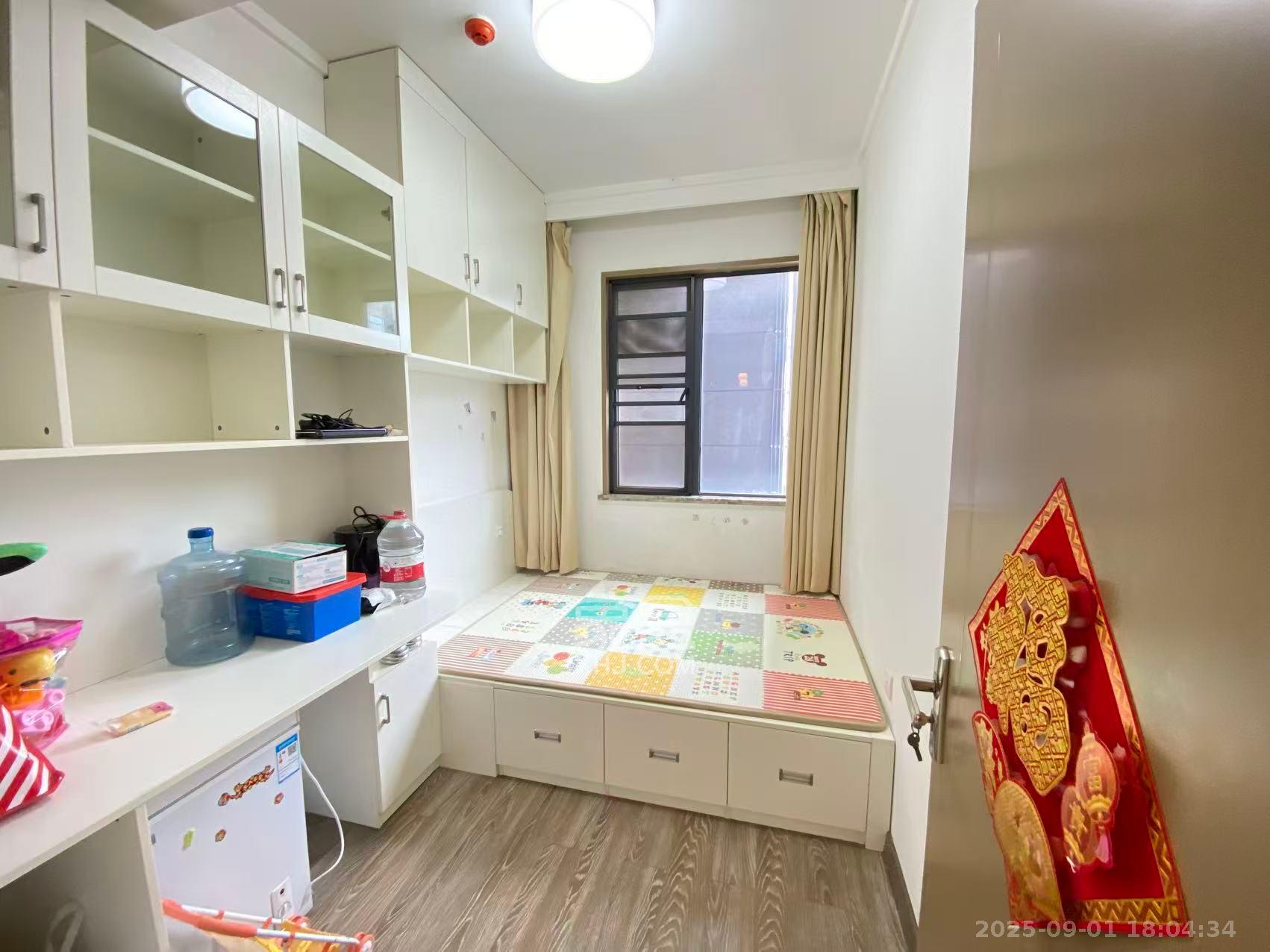 恒伟湘江时代 3室2厅1卫 3200.0元/月 恒伟湘江时代 3室2厅1卫 3200.0元/月室内图