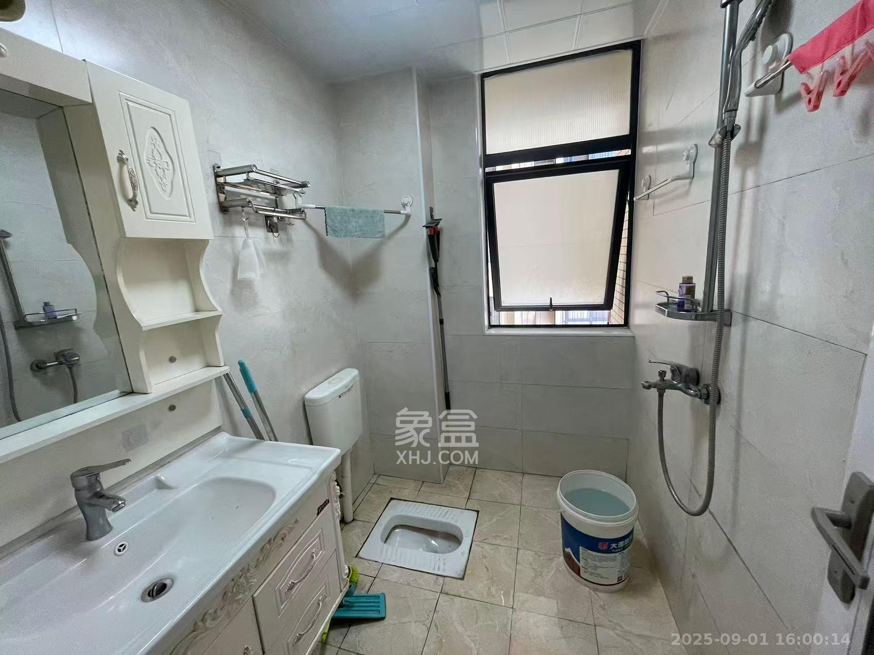 园康星都荟  3室2厅1卫    2500.0元/月室内图