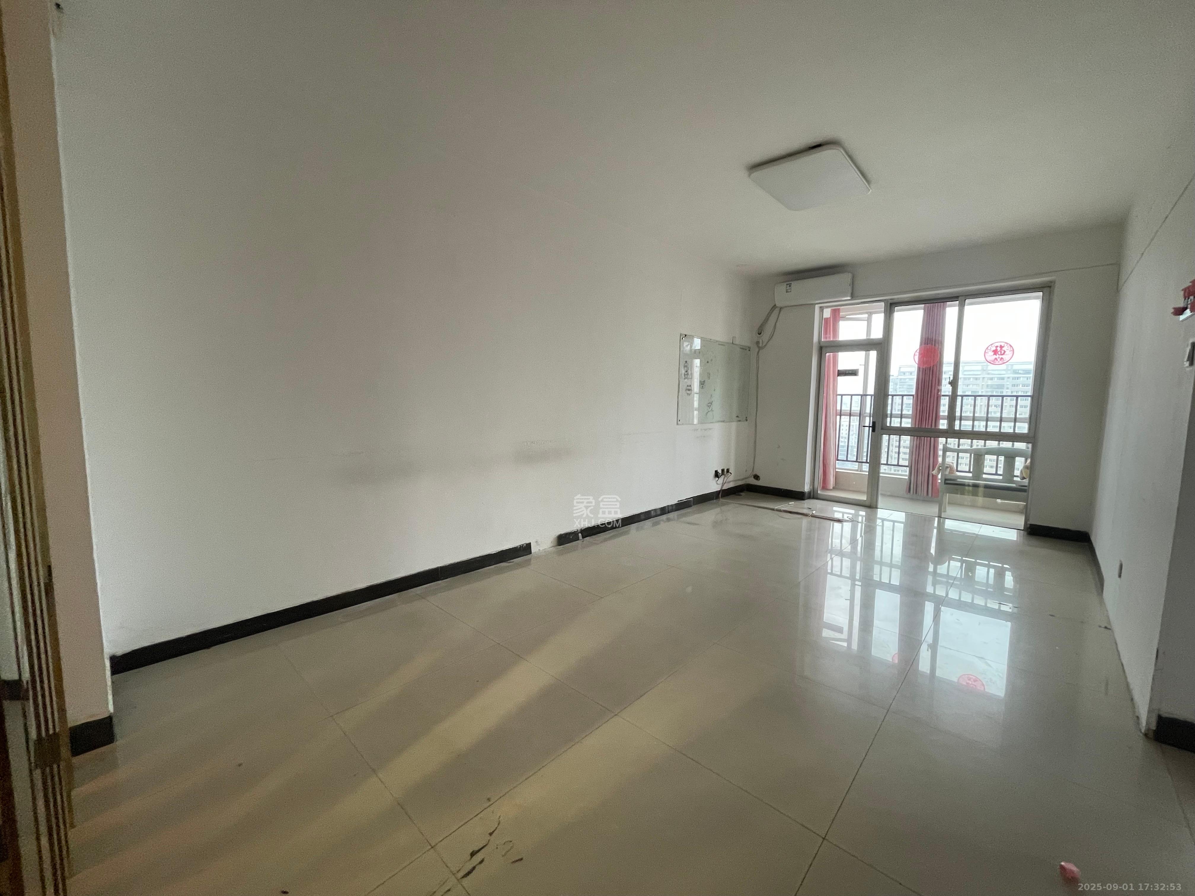 上河国际A座 2室2厅1卫 3000.0元/月 上河国际A座 2室2厅1卫 3000.0元/月室内图